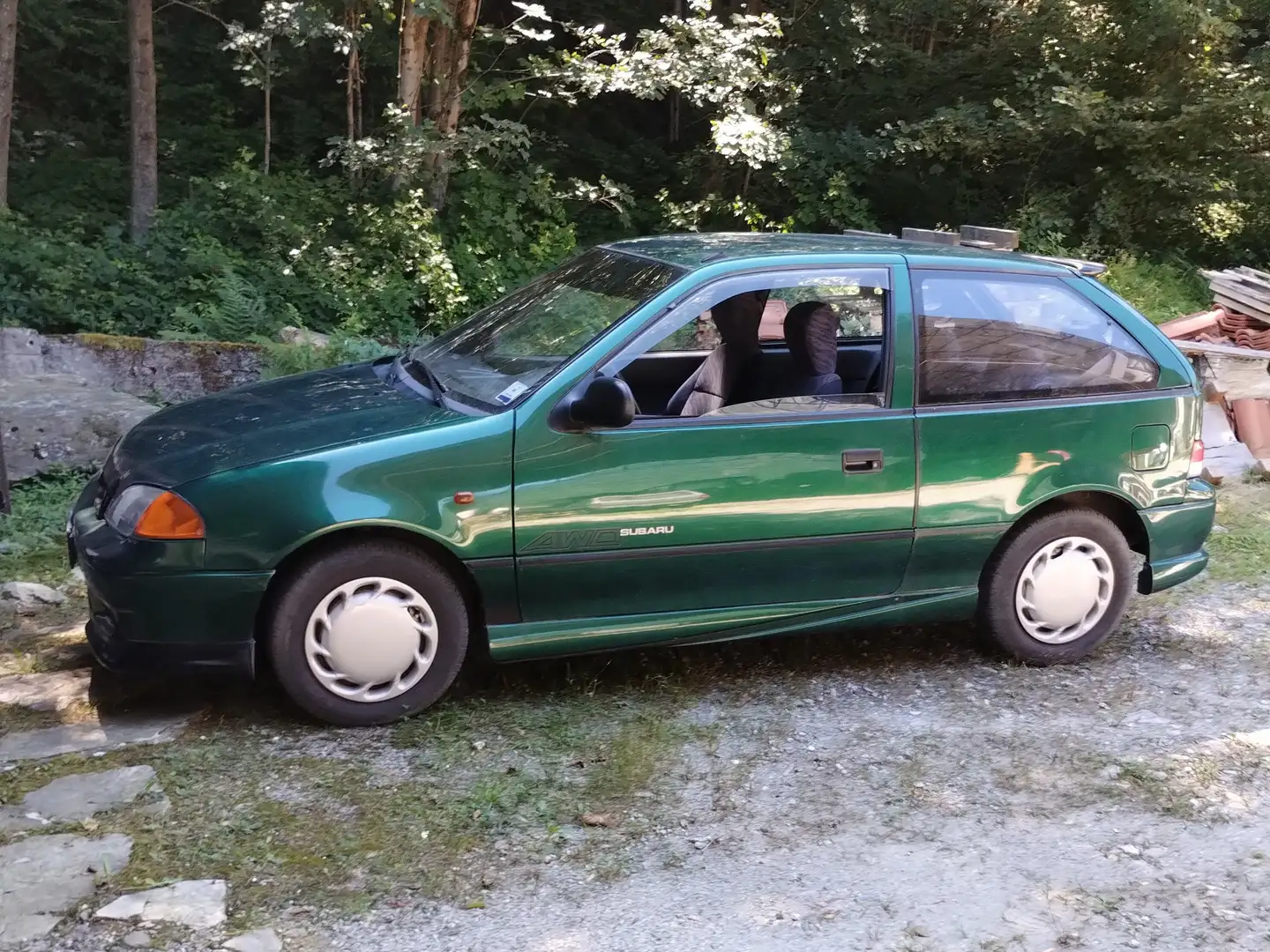 Subaru Justy Justy II 1996 3p 1.3 4wd Verde - 1