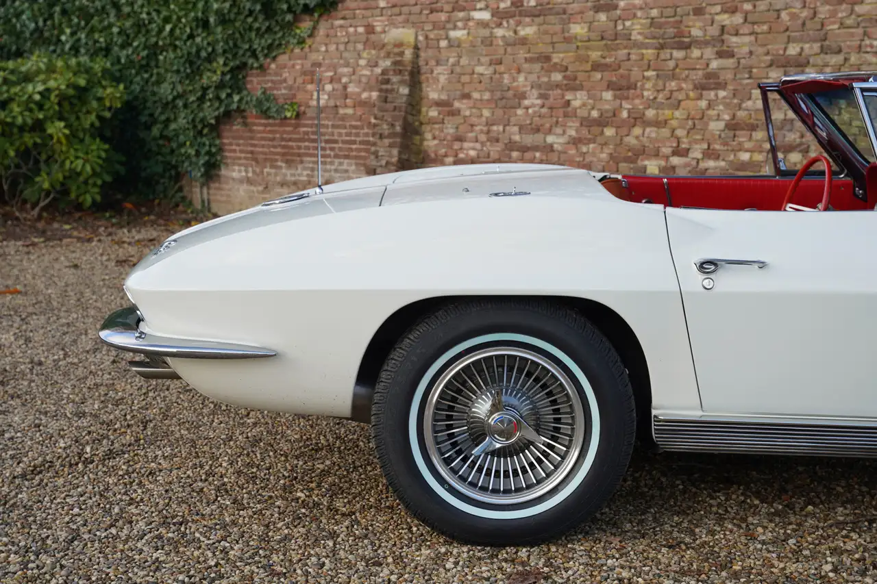 Chevrolet Corvette C2 Sting Ray Convertible "No. 1987 built" From the, foto 9
