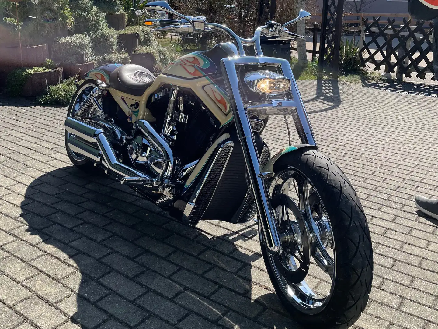 Harley-Davidson V-Rod - 2