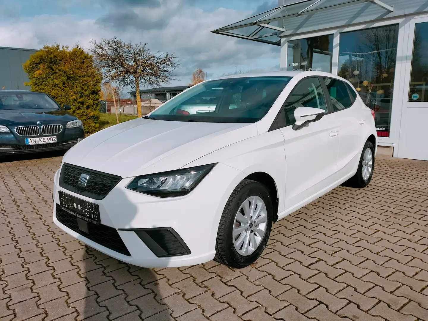 SEAT Ibiza Style Weiß - 2