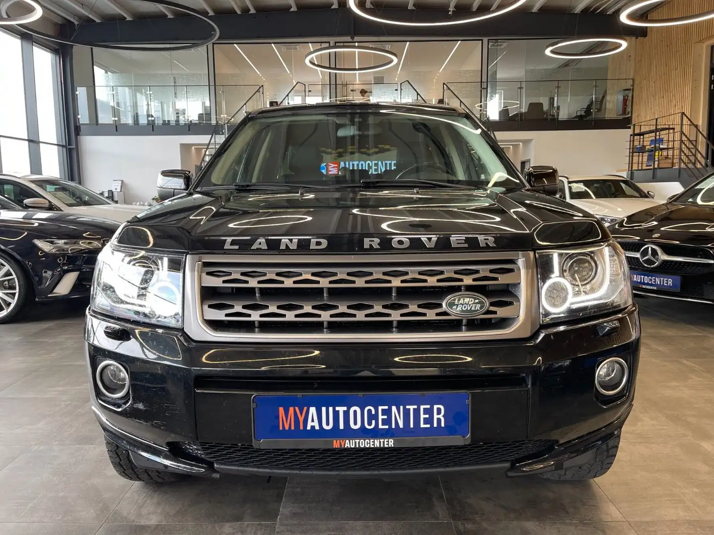 Land Rover Freelander 2 S TD4 *TEMPOMAT*AHK*PDC*LEDER*SZHZ* Negro - 2