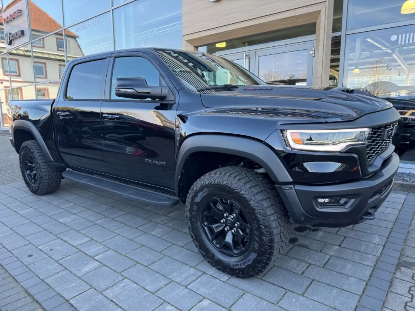 Dodge RAM 1500 RHO Muskelpaket 540PS!! HUD AHK El. Panodach Nero - 2