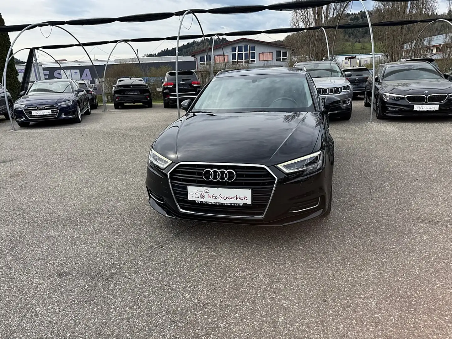 Audi A3 SB 2,0 TDI S-tronic intense Noir - 2