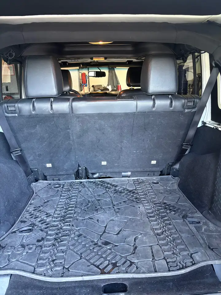 Jeep Wrangler снимка Jeep Wrangler