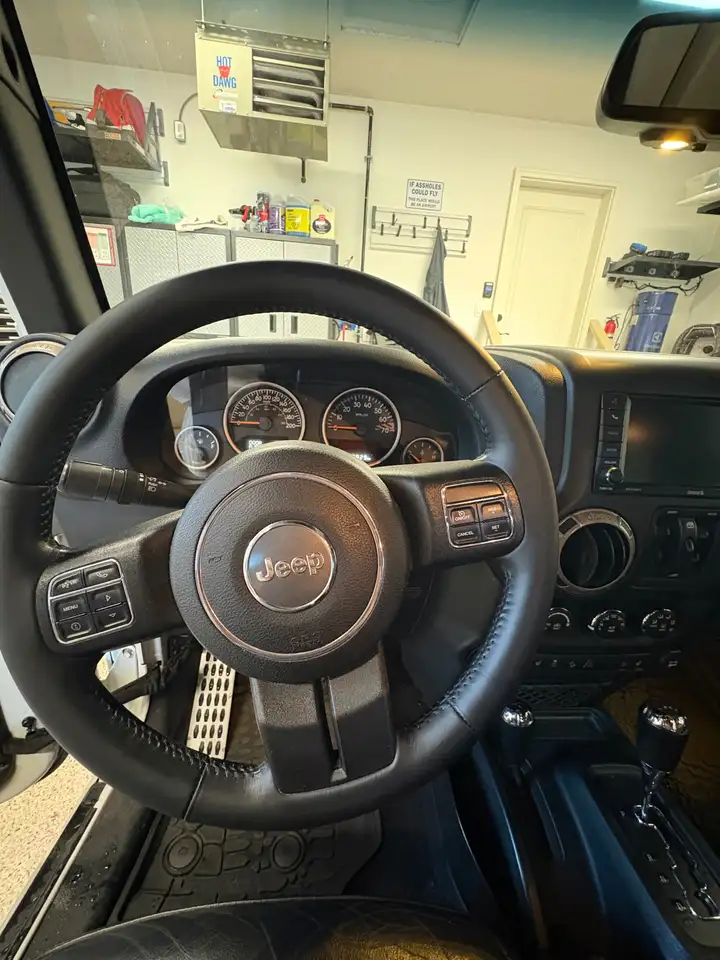 Jeep Wrangler снимка Jeep Wrangler