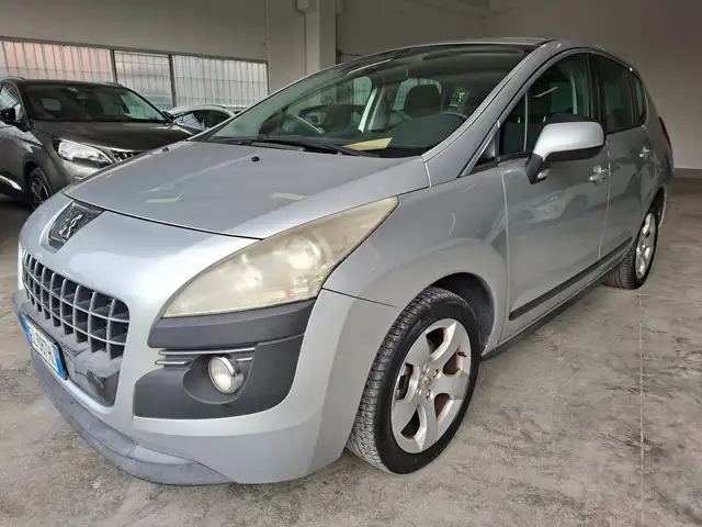 Peugeot 3008 1.6 HDI CAMBIO AUTOMATICO / EURO 5