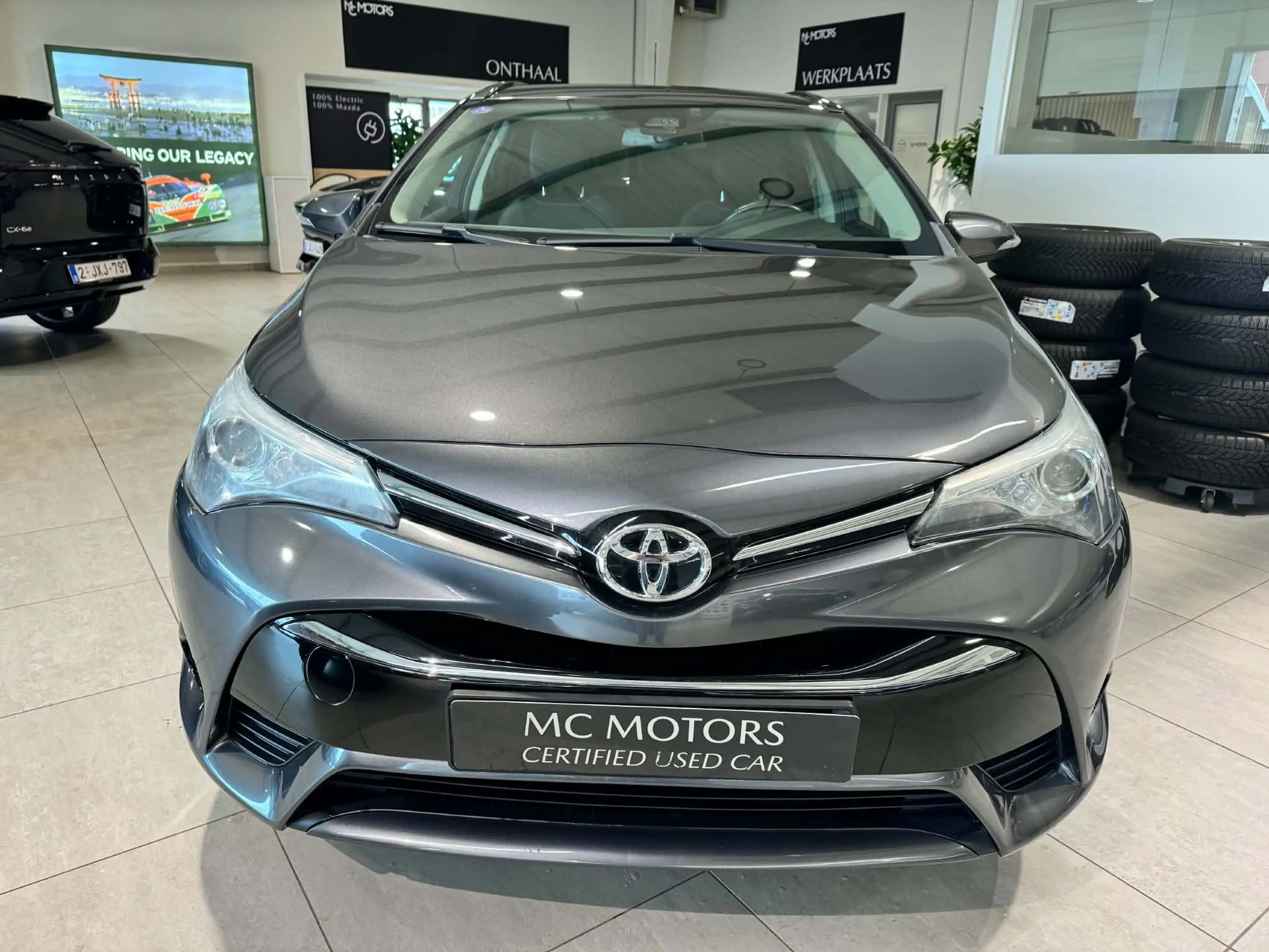 Toyota Avensis Avensis SW 1.6i Active — photo 5