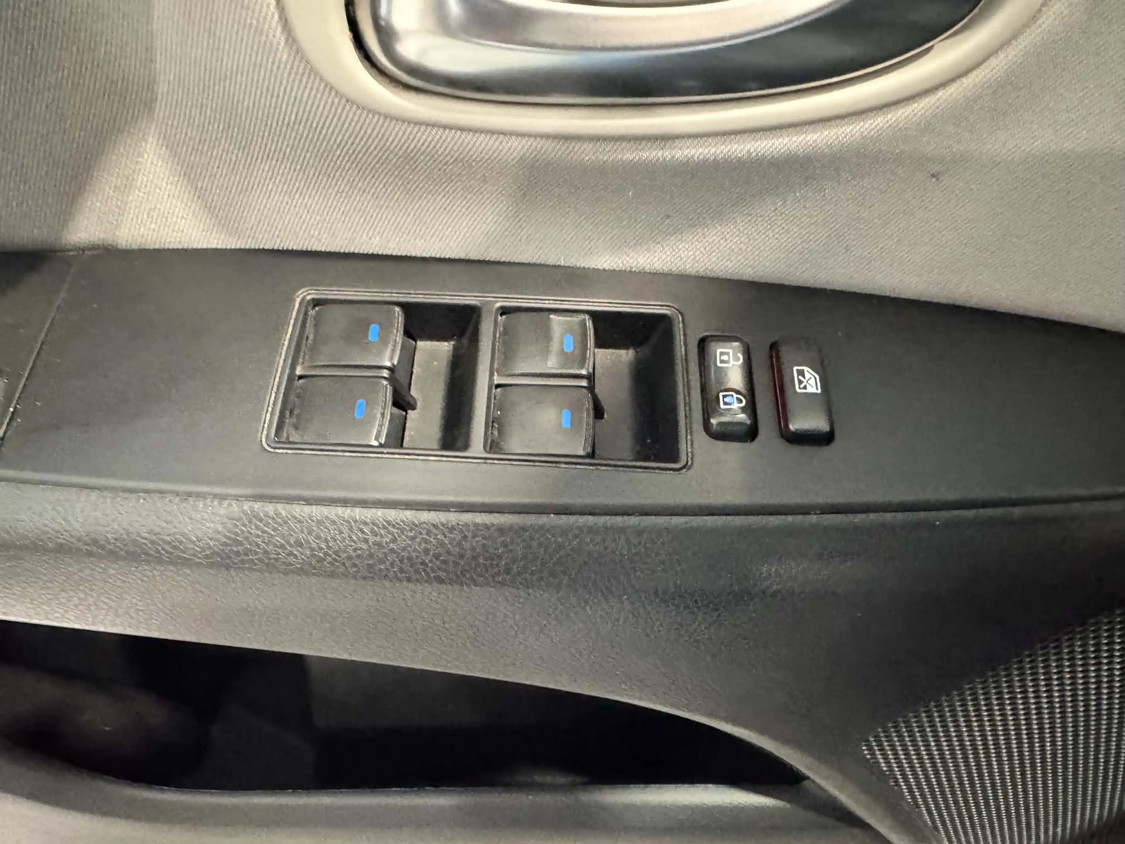 Toyota Avensis Avensis SW 1.6i Active — photo 8
