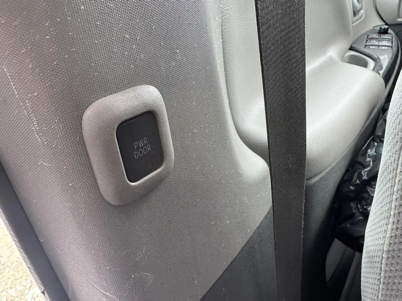 Toyota Sienna снимка Toyota Sienna