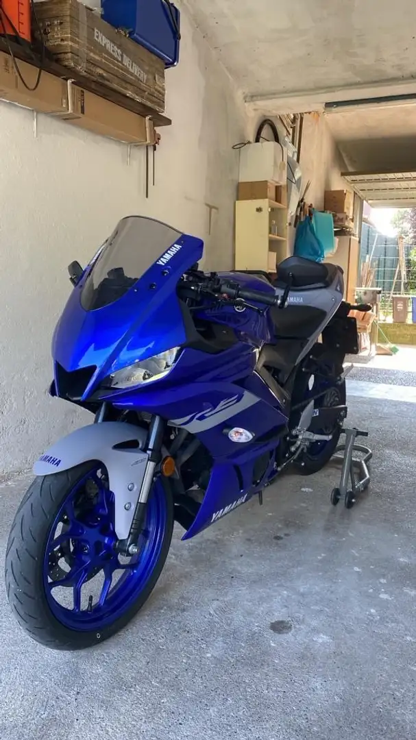 Yamaha YZF-R3 Blauw - 1