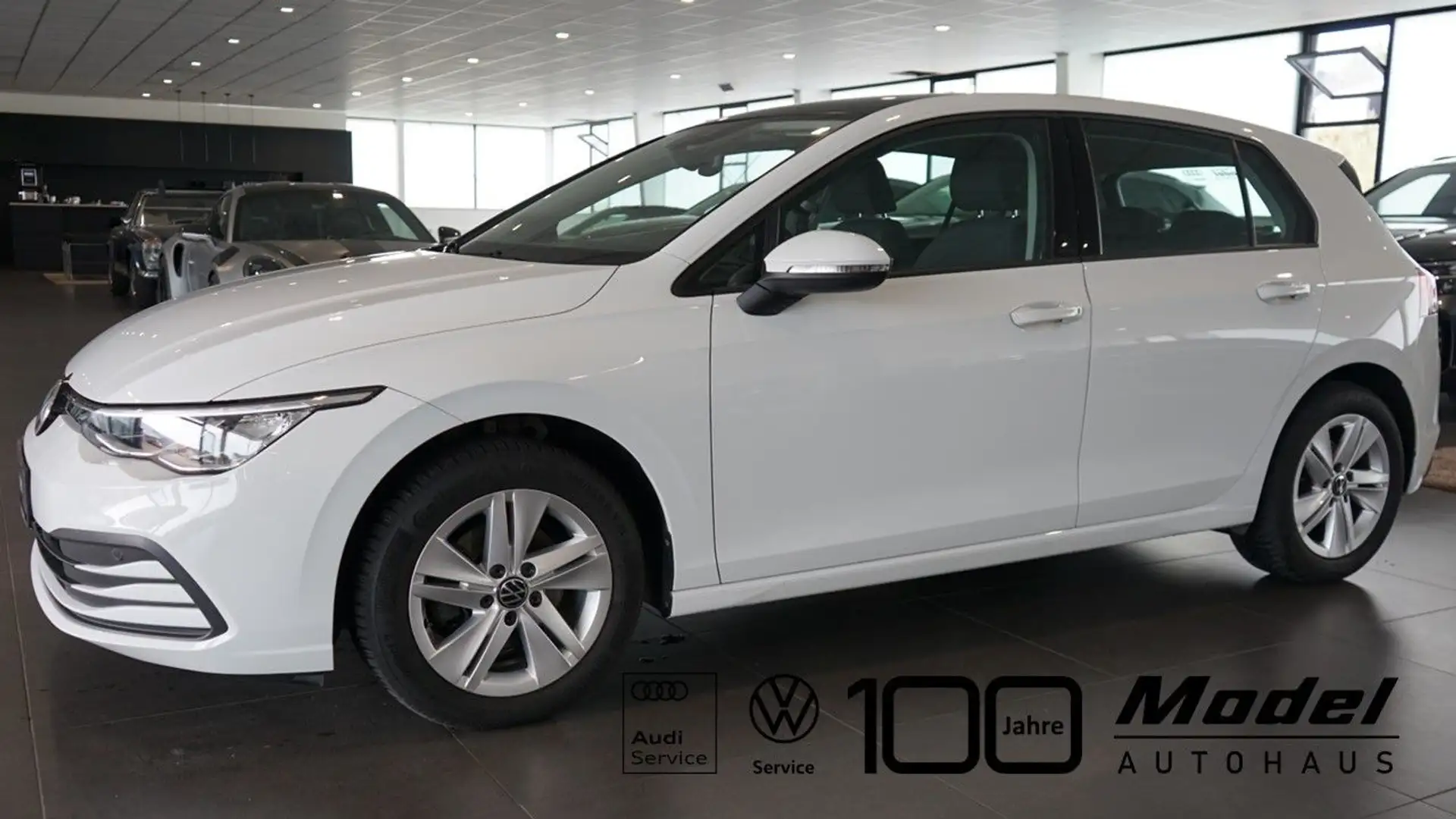 Volkswagen Golf 1.5 TSI Life | Discover Pro | App | Pano Bianco - 1