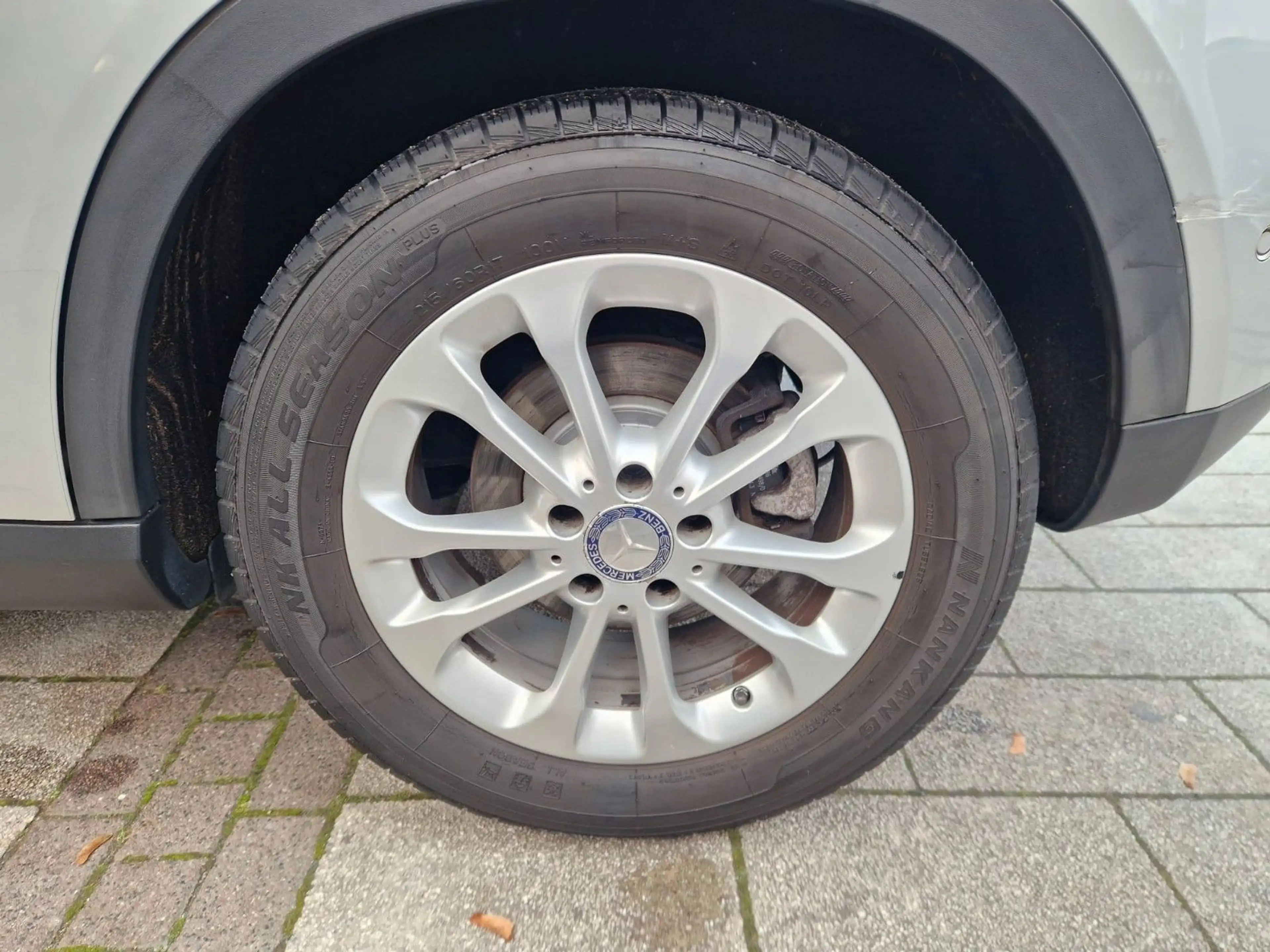 Mercedes-Benz GLA 220 CDI 4-Matic*NAVI*AHK*SHZ*TEMP*PDC* — photo 12