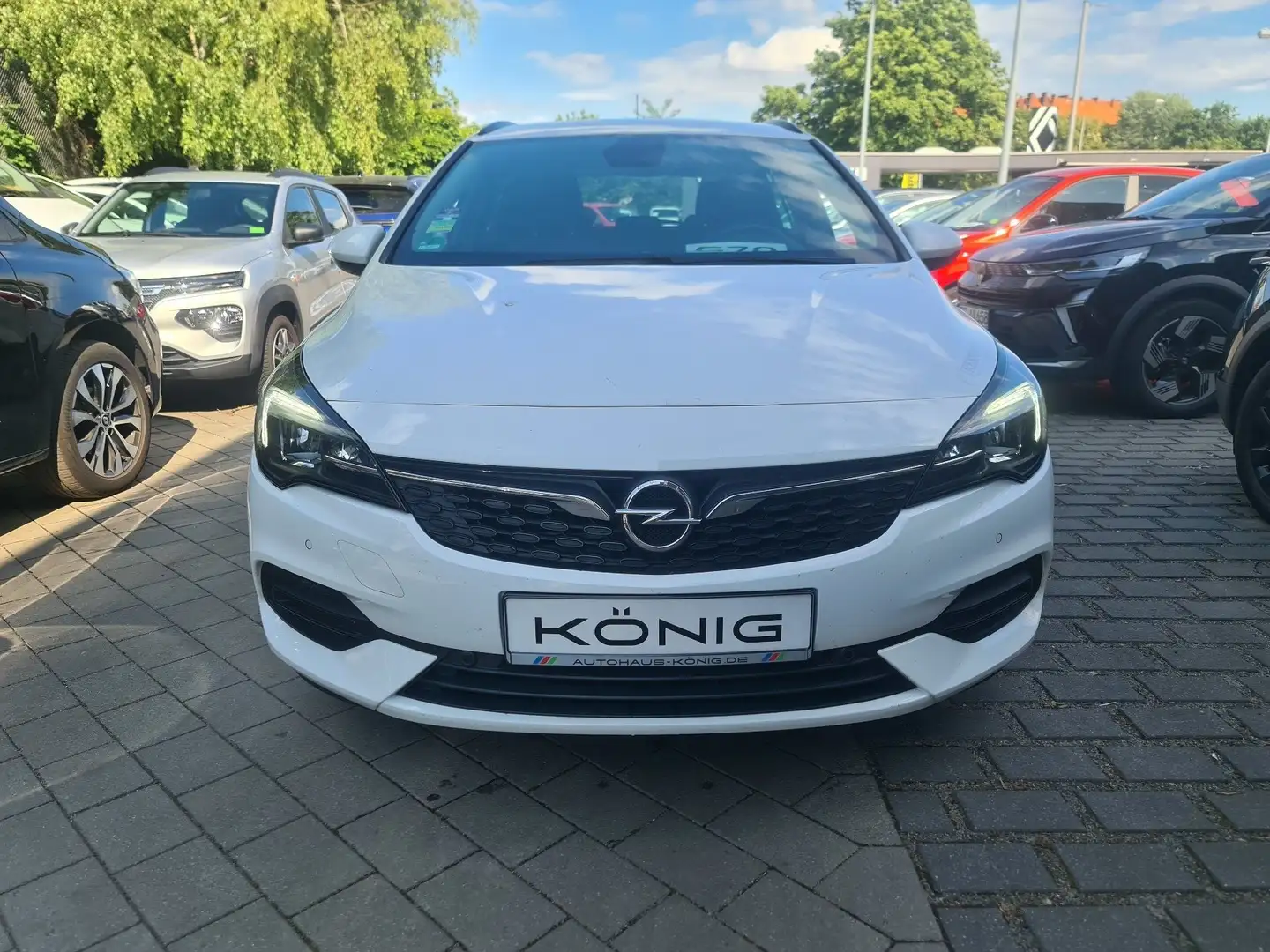 Opel Astra K Sports Tourer 1.2 Turbo - 120 Jahre Weiß - 2