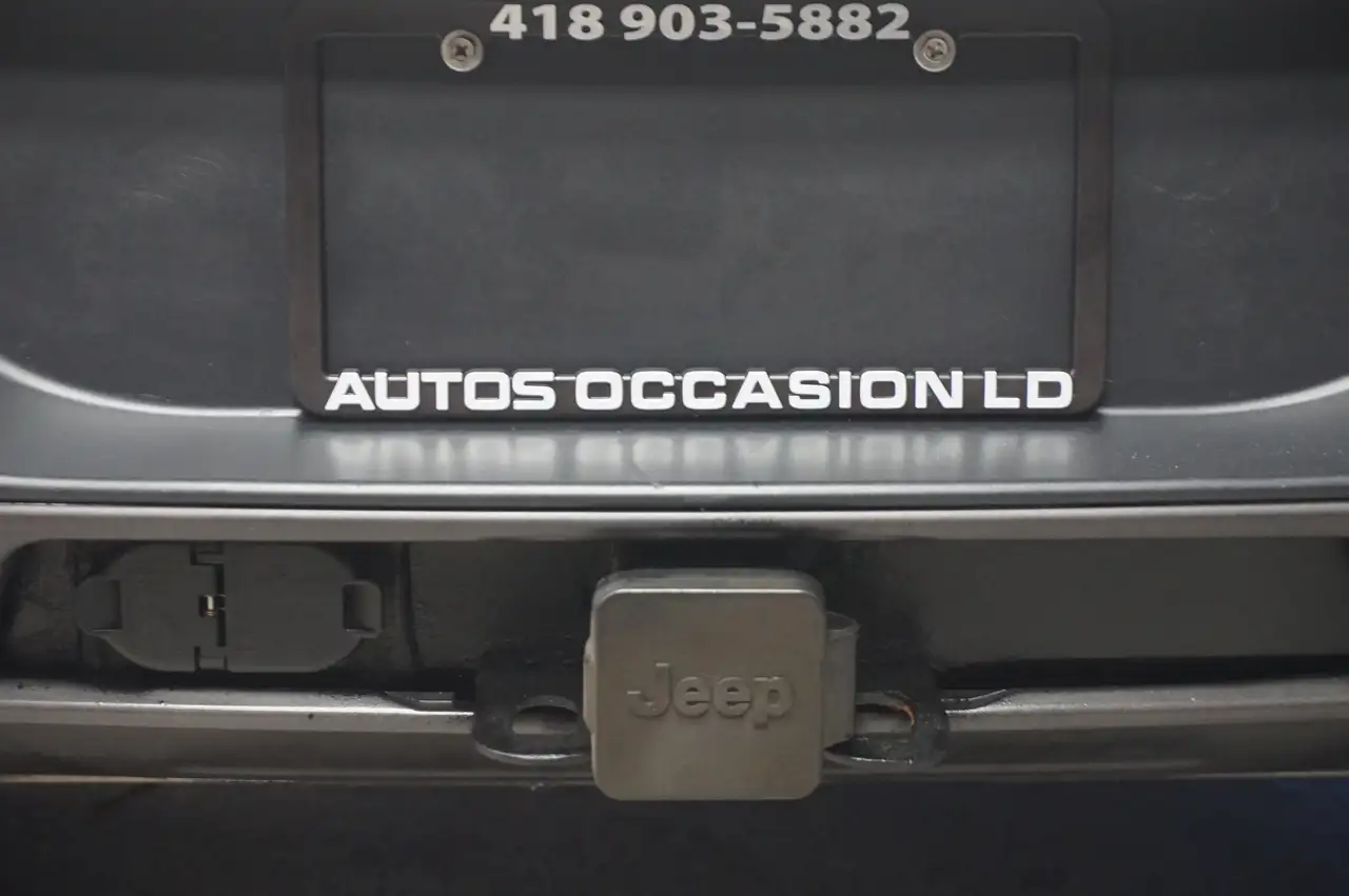 Jeep Cherokee снимка Jeep Cherokee