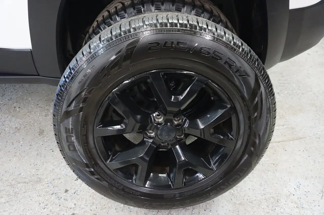 Jeep Cherokee снимка Jeep Cherokee