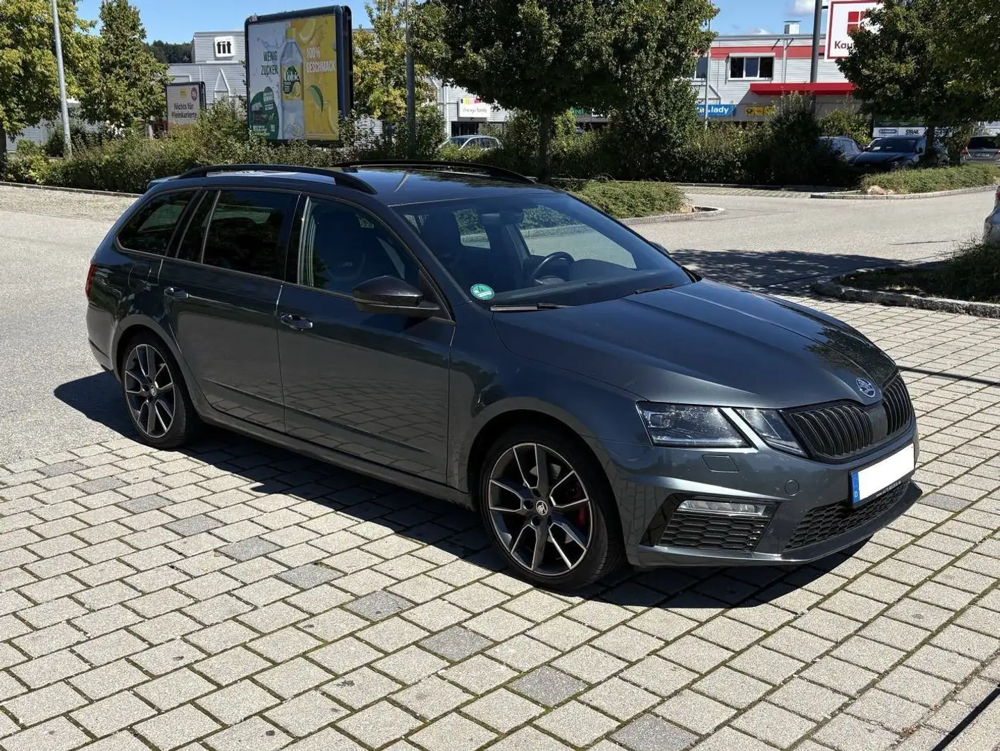 Skoda Octavia Octavia Combi 2.0 TDi RS Grau - 1