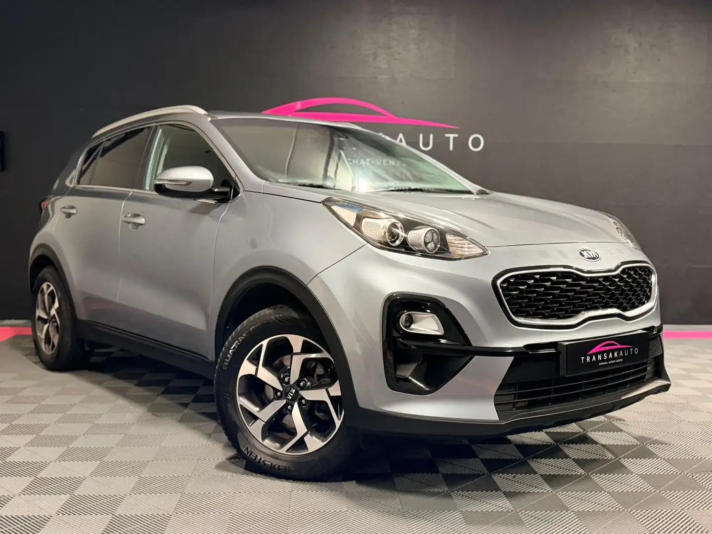 Kia Sportage 1.6i More **ATT.REM.-REG.VIT.-NAVI-CAM.REC.** Zilver - 2