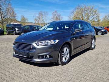 Titanium*** Sitzheizung, PDC vorn & hinten***