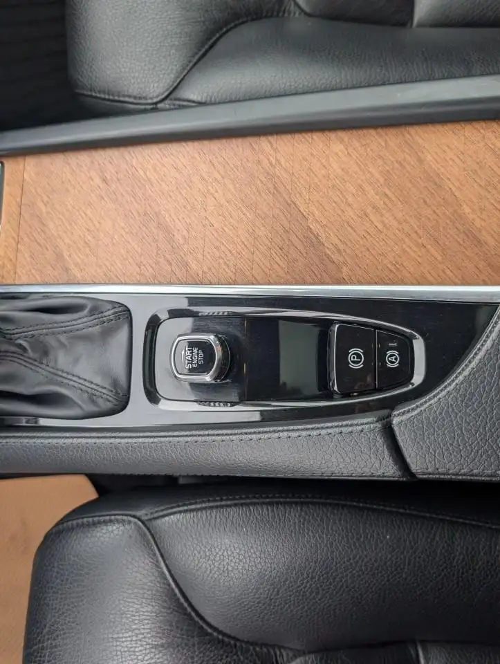 Volvo XC90 снимка Volvo XC90