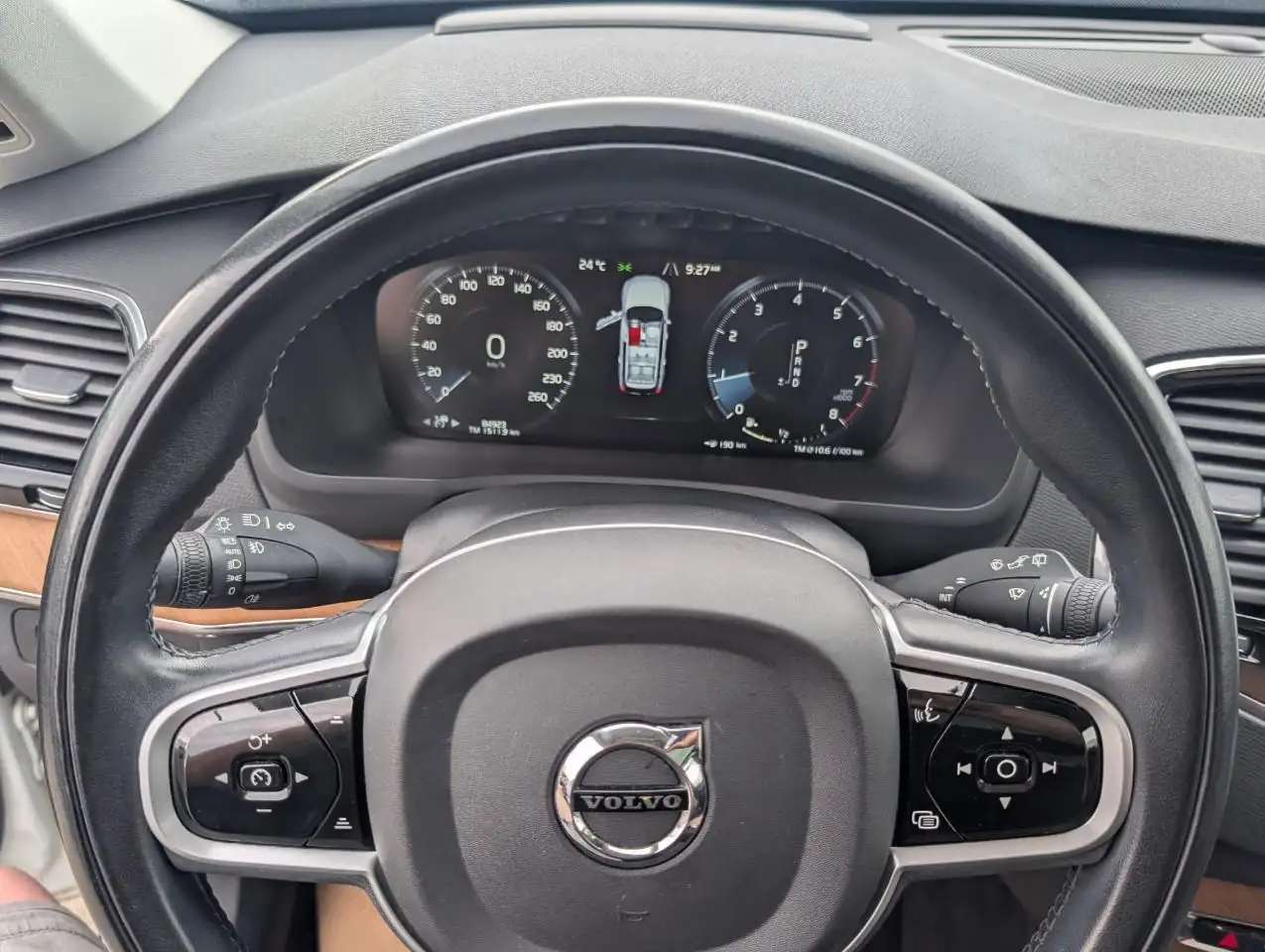 Volvo XC90 снимка Volvo XC90