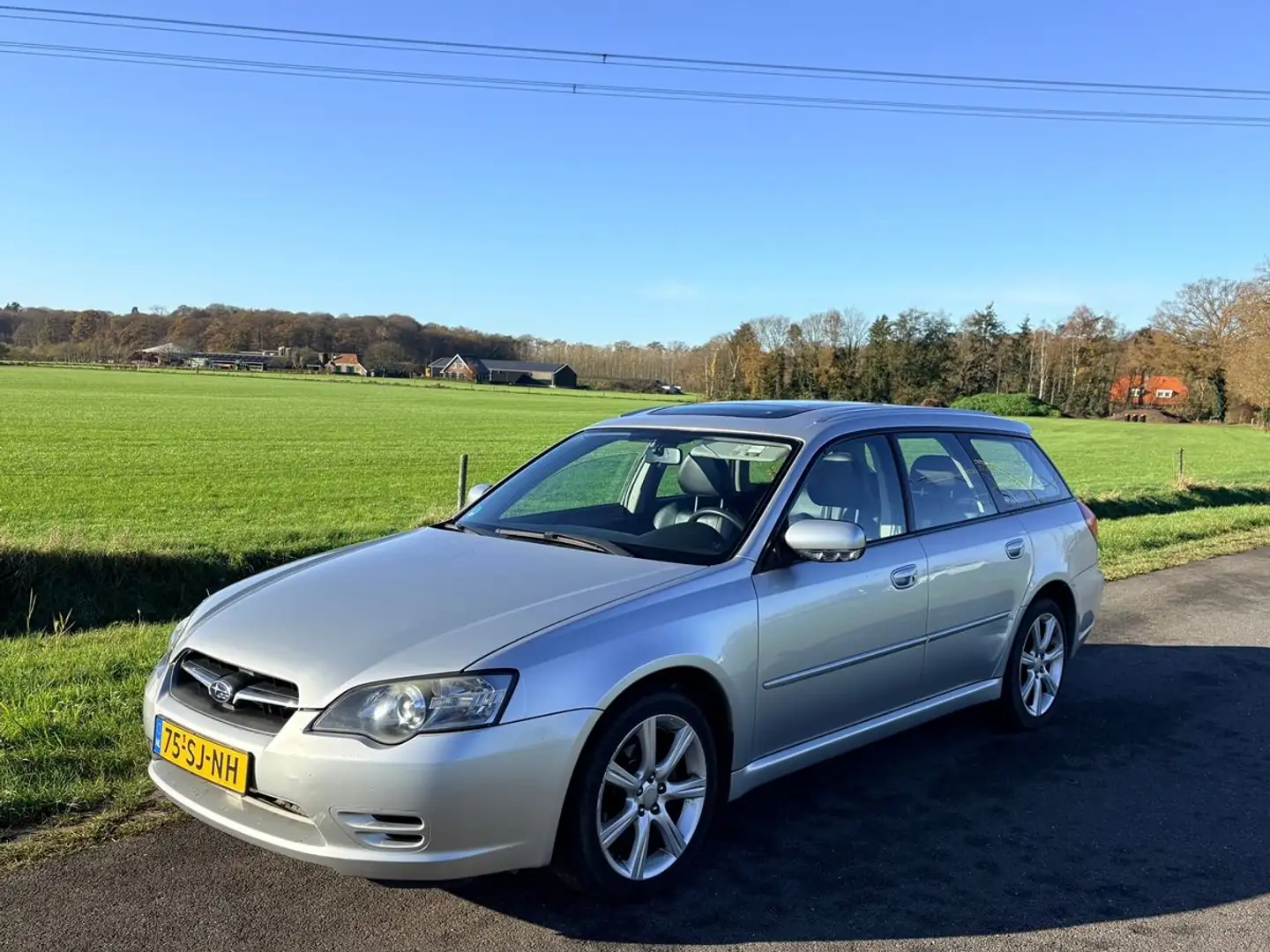 Subaru Legacy 2.0i Comf. Pack LPG Aut., Leer, Pano, Cruise, ECC Grau - 2