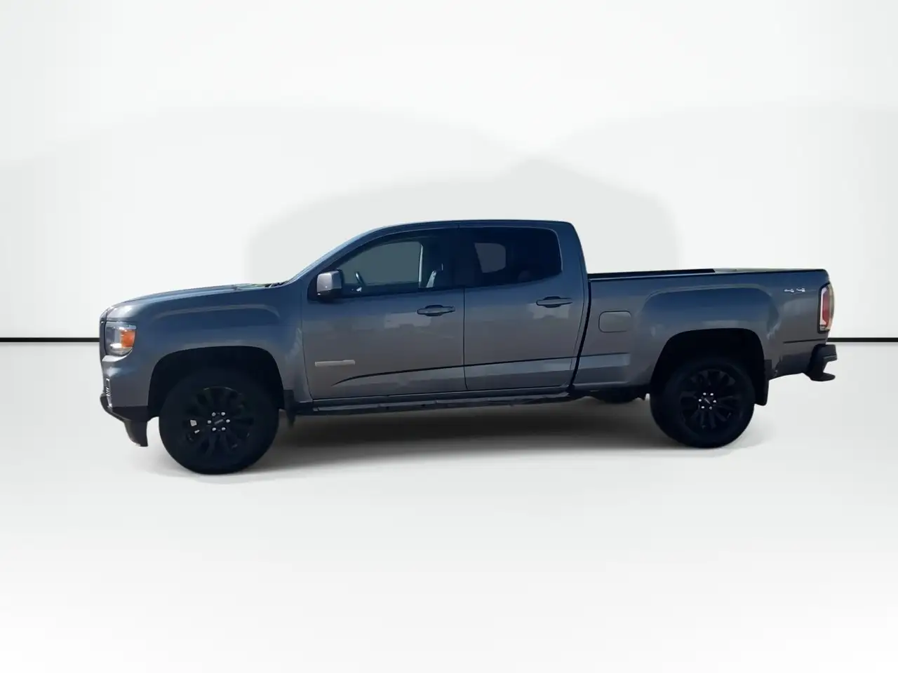 GMC Canyon photo GMC Canyon