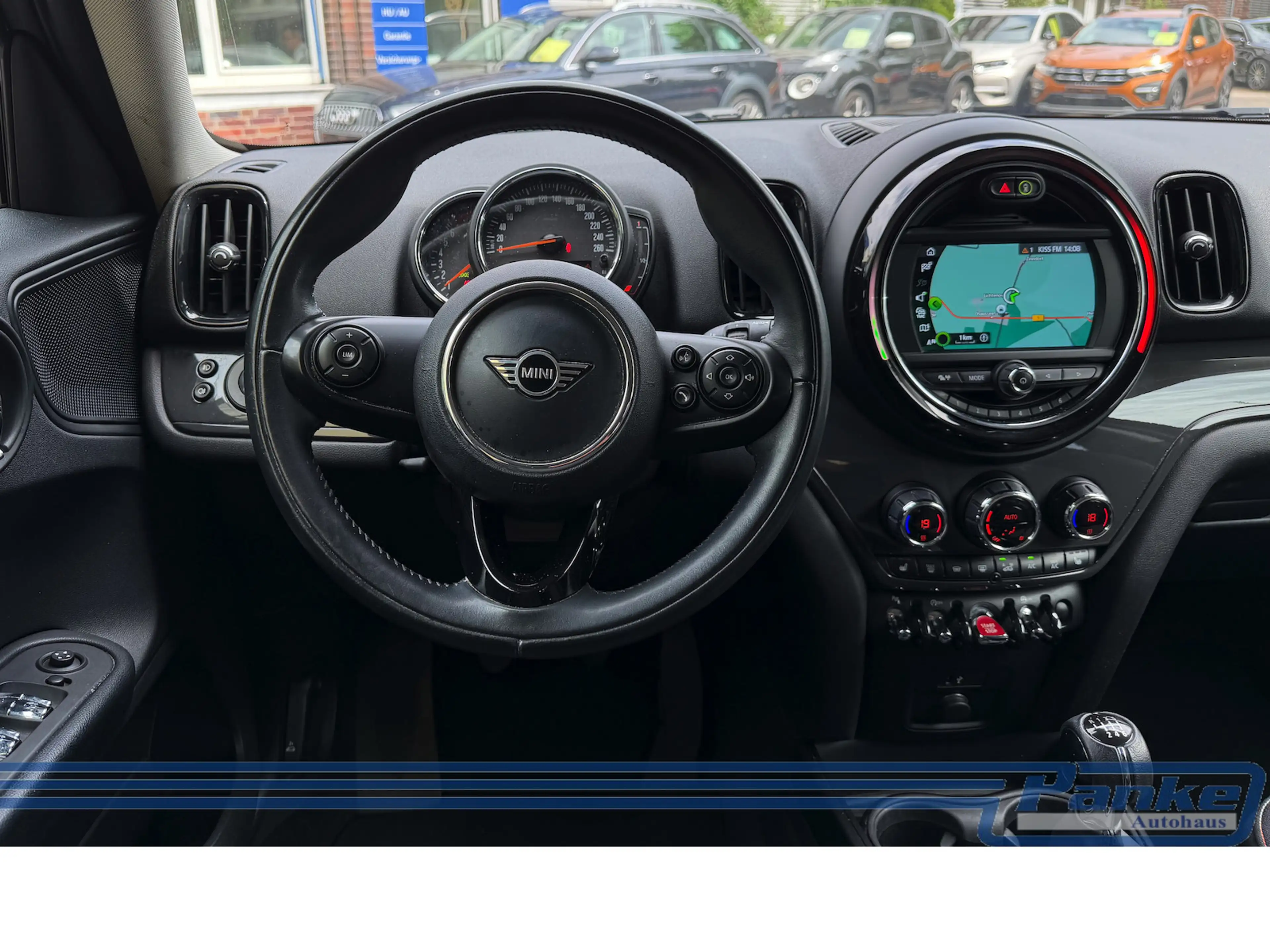 MINI Cooper Countryman 1.5*NAV*PDC*BT*USB*8Reifen*SHZ — photo 7