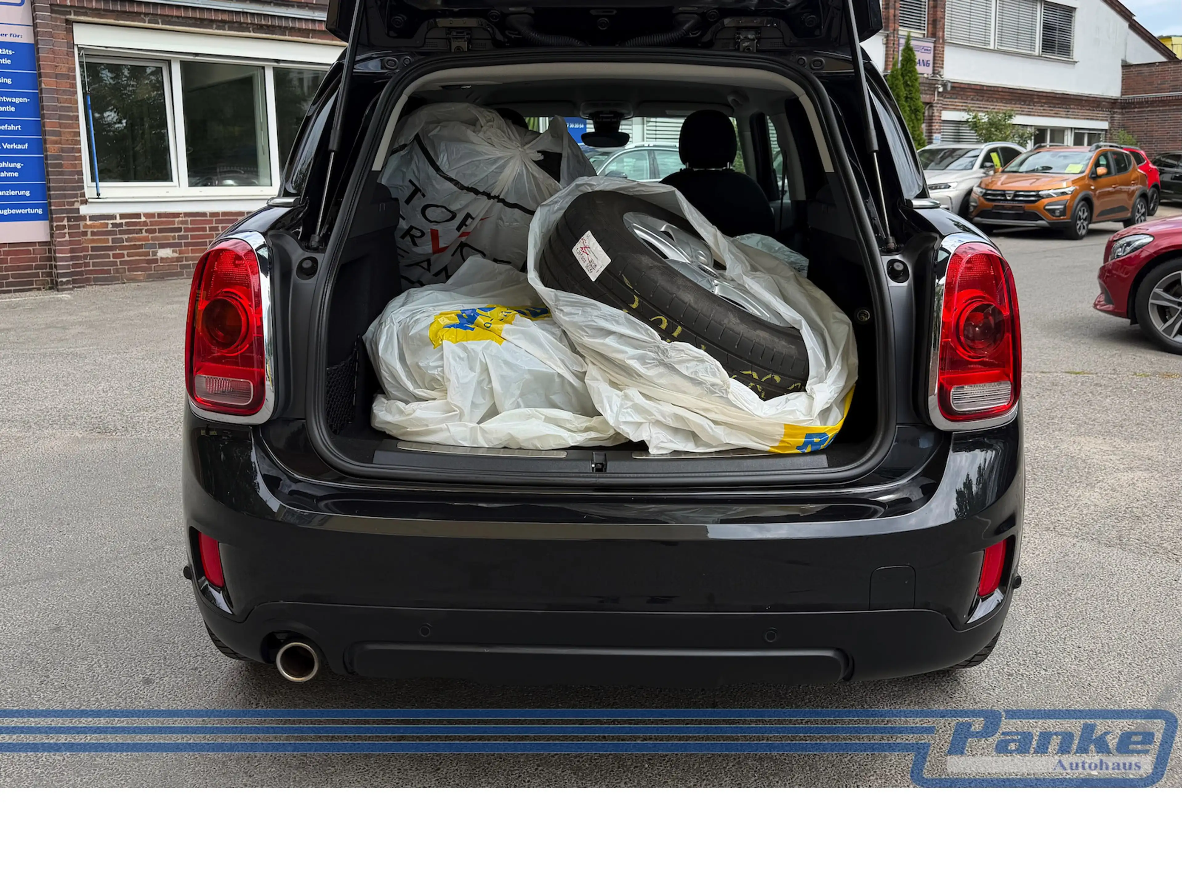 MINI Cooper Countryman 1.5*NAV*PDC*BT*USB*8Reifen*SHZ — photo 12