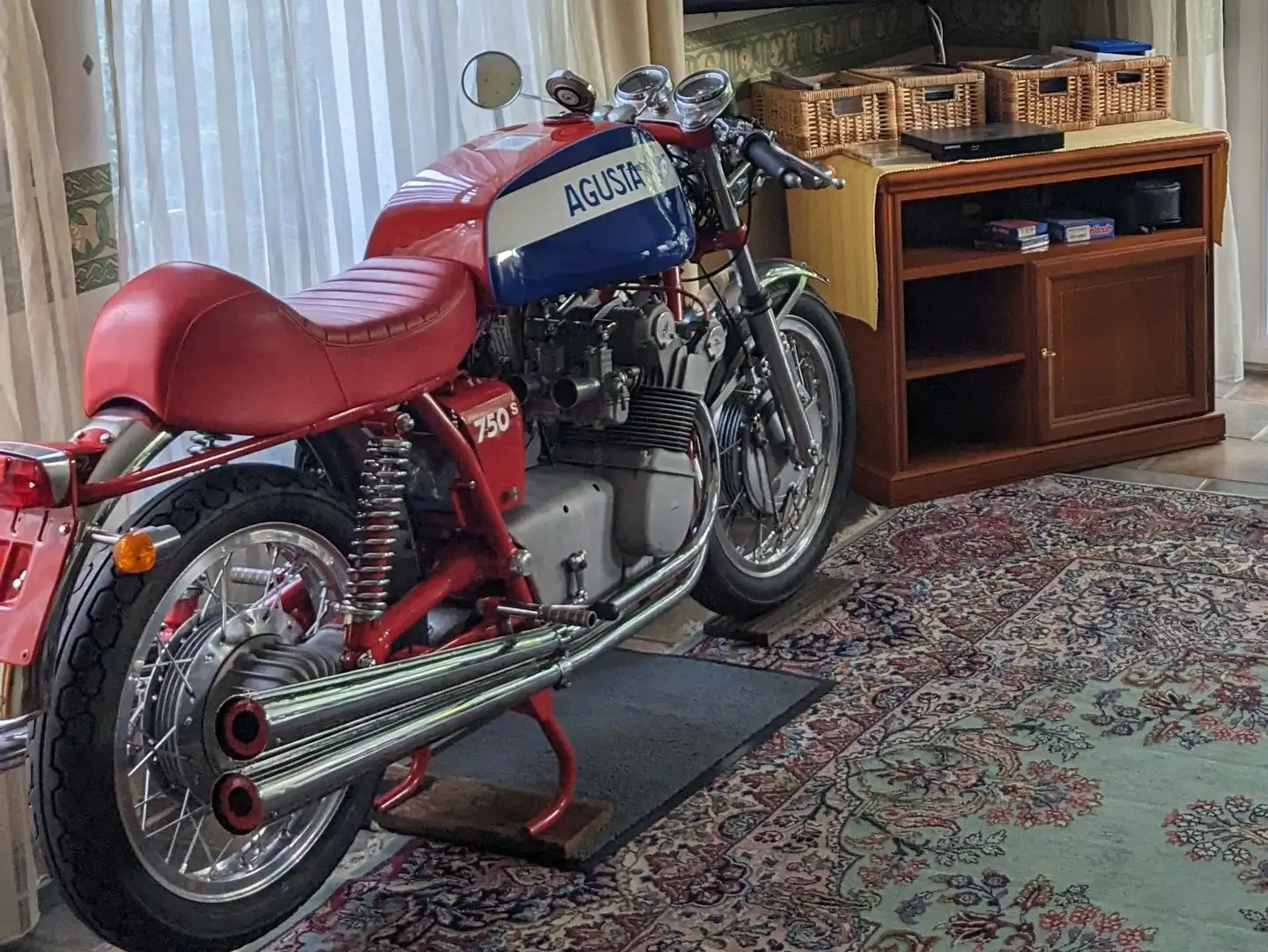 MV Agusta 750 S Roşu - 1