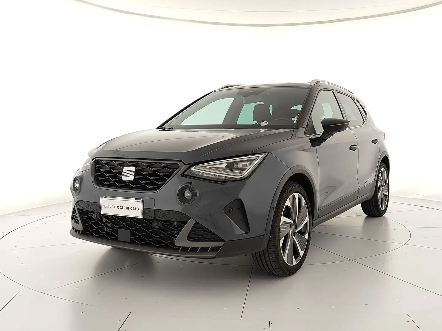 SEAT Arona 1.0 ecotsi 110cv fr Noir - 1