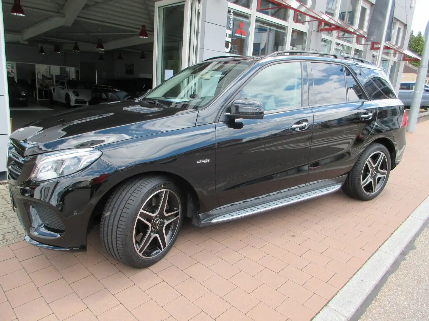Mercedes-Benz GLE 43 AMG Mercedes 4MATIC/AMG-Line/LED/Panorama Negro - 2