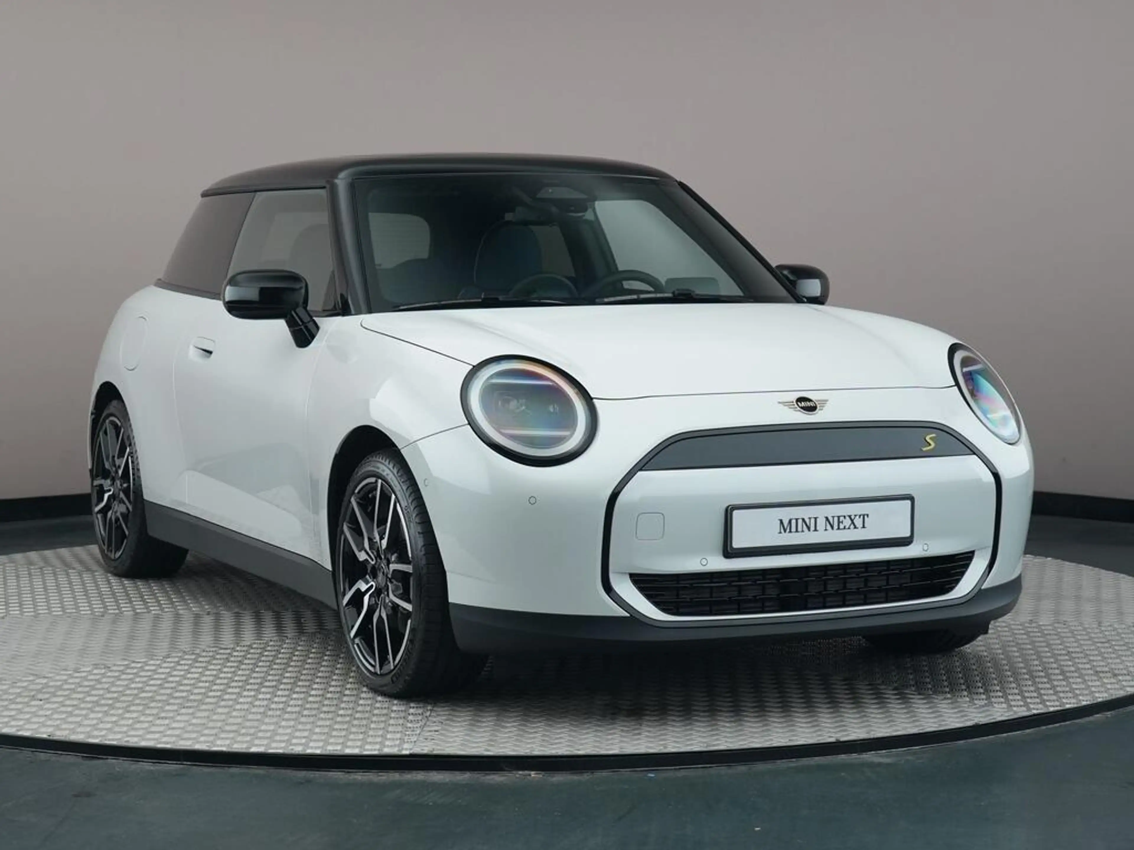 MINI Cooper SE 3-Deurs Classic M 54.2 kWh — photo 3