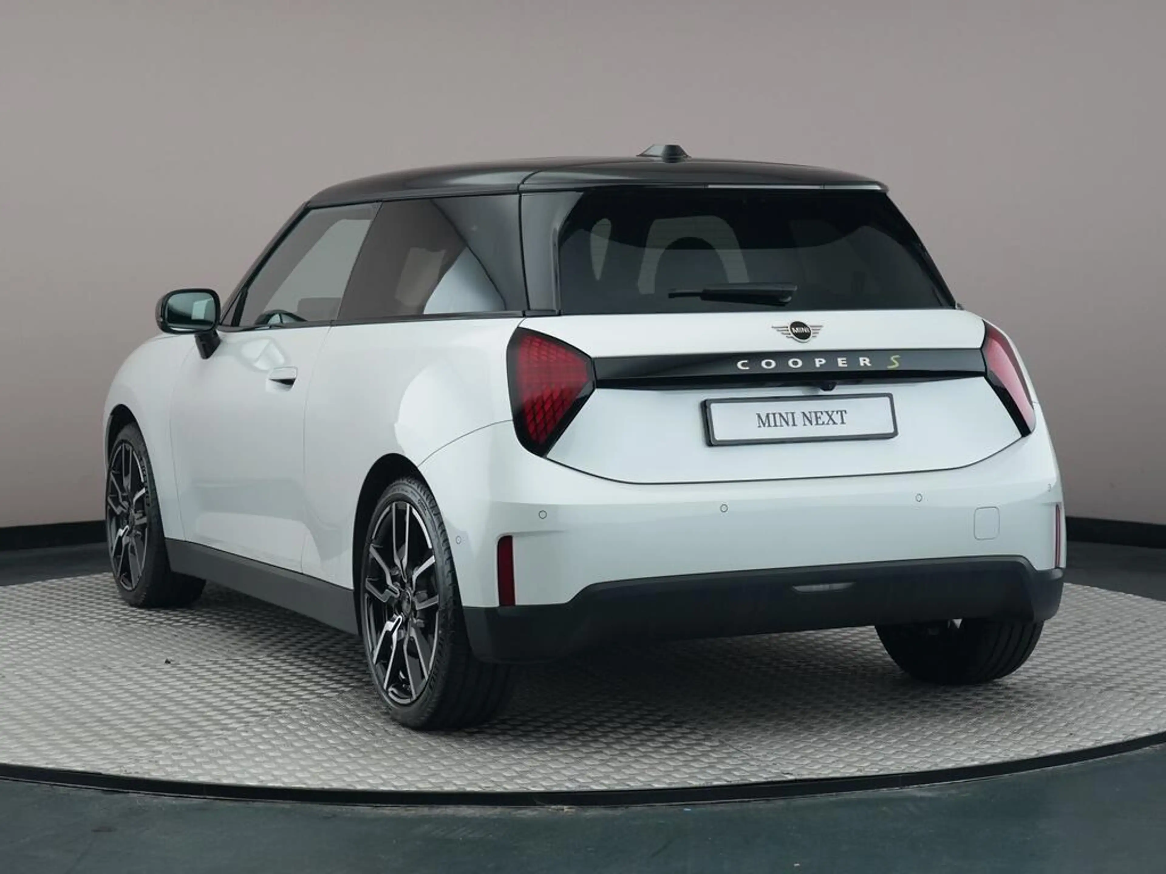 MINI Cooper SE 3-Deurs Classic M 54.2 kWh — photo 11