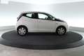 Toyota Aygo 1.0 VVT-i x-play | AIRCO | CAMERA | BLUETOOTH | Wit - thumbnail 6