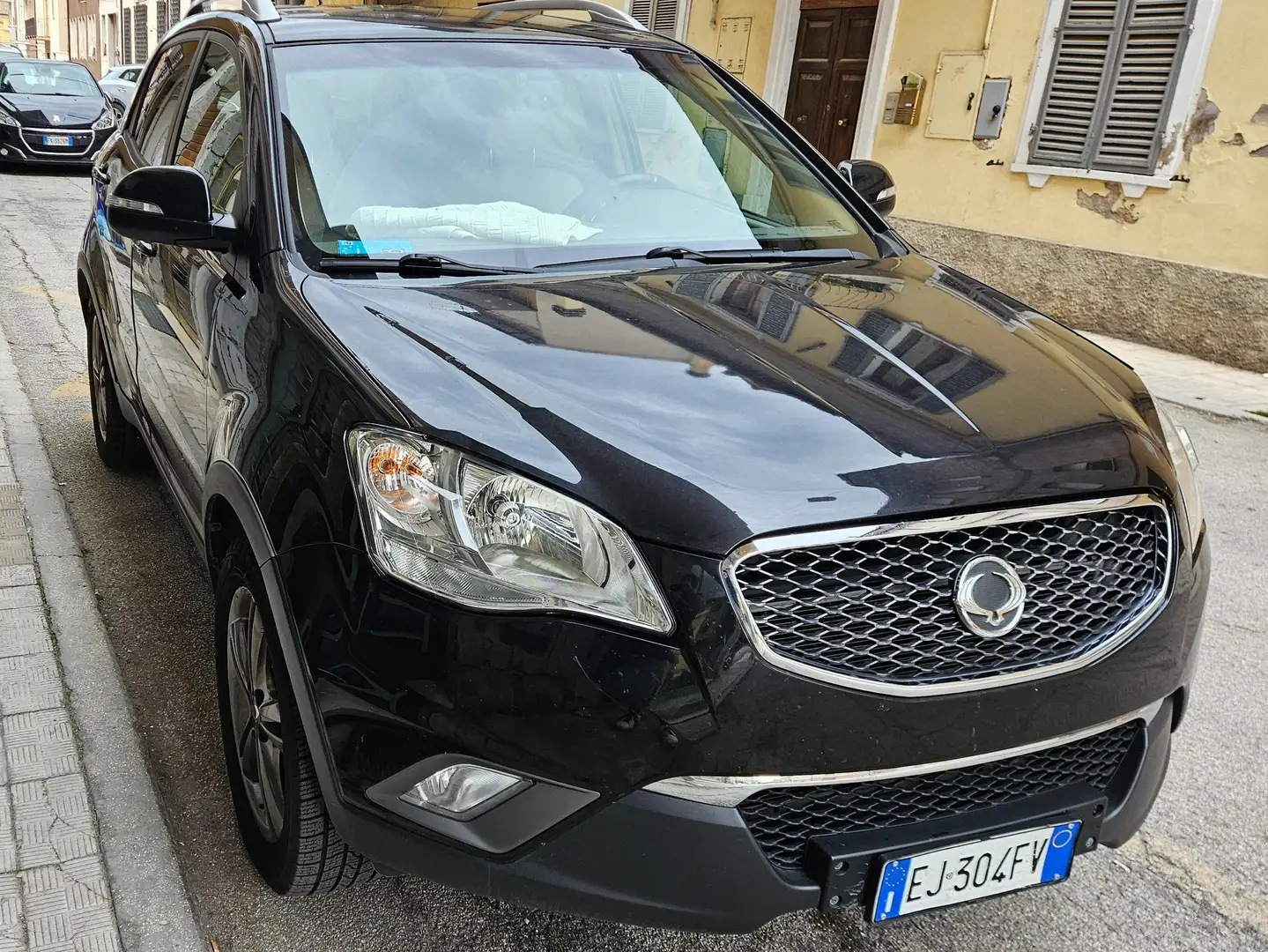 SsangYong Korando Korando III 2011 2.0 e-xdi Classy 2wd Nero - 1