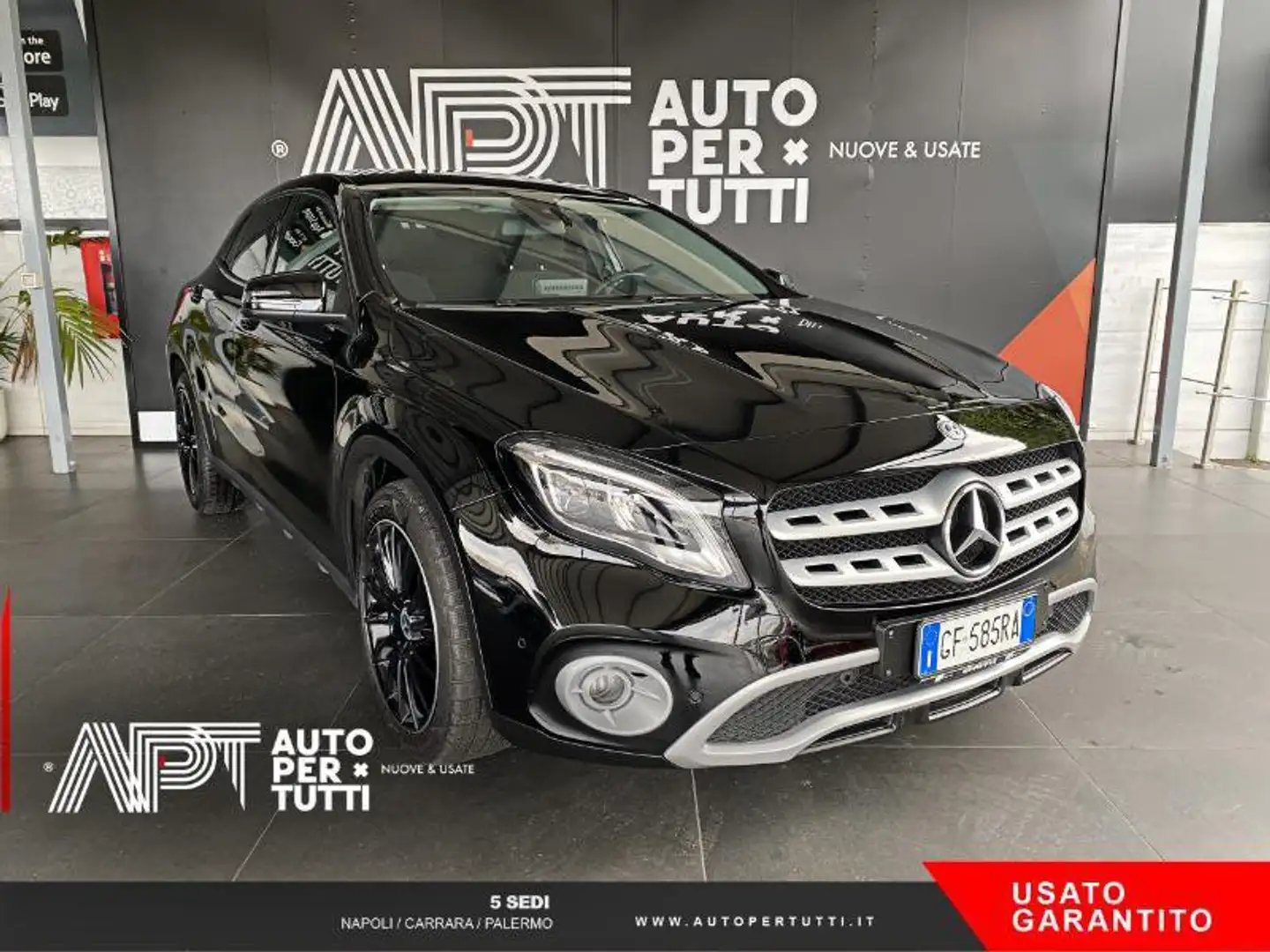 Mercedes-Benz GLA 200 GLA 200 d Executive 4matic auto Fekete - 2