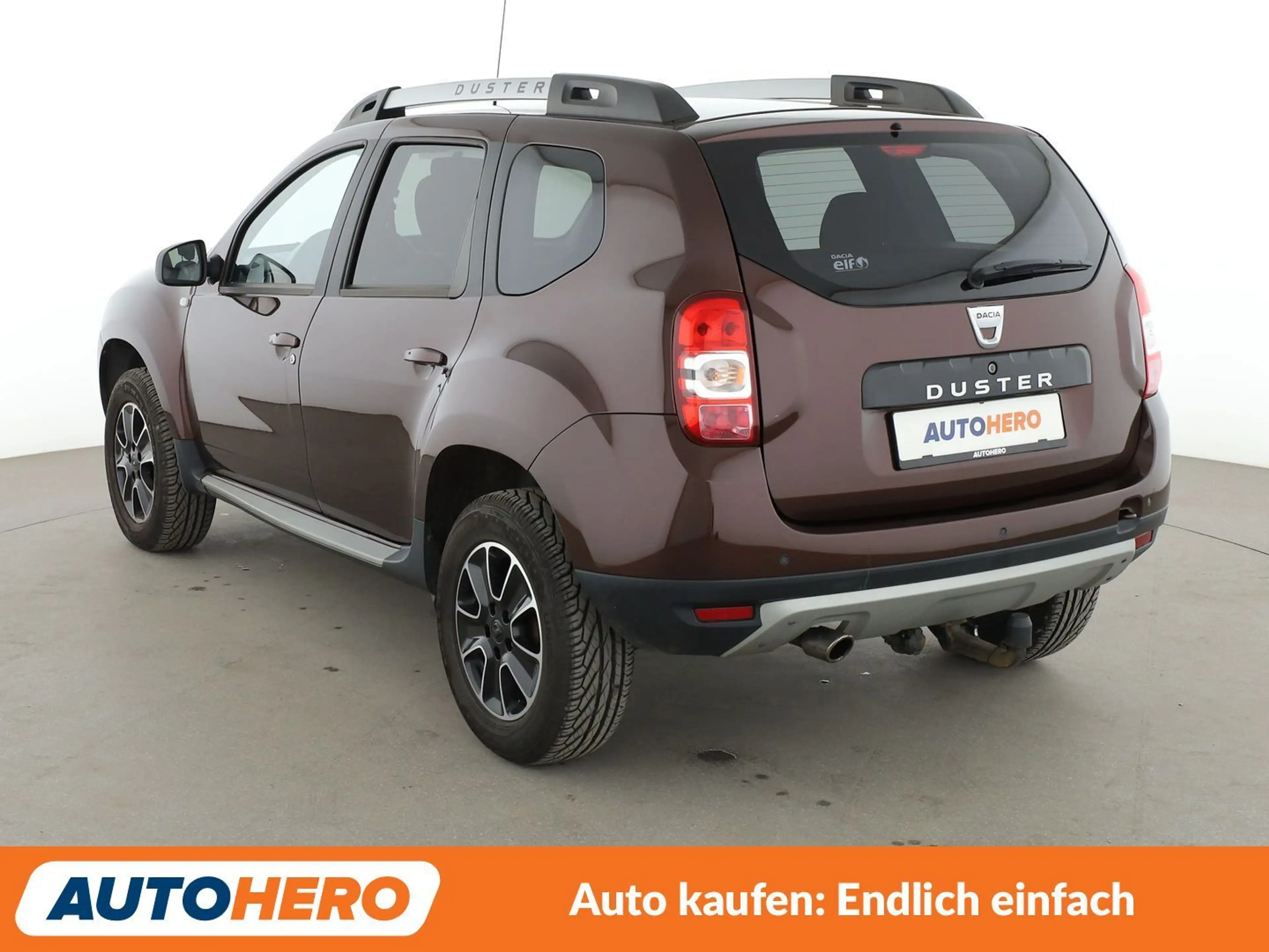 Dacia Duster 1.2 TCe Black Shadow 4x4*NAVI*CAM*PDC*KLIMA* — photo 4