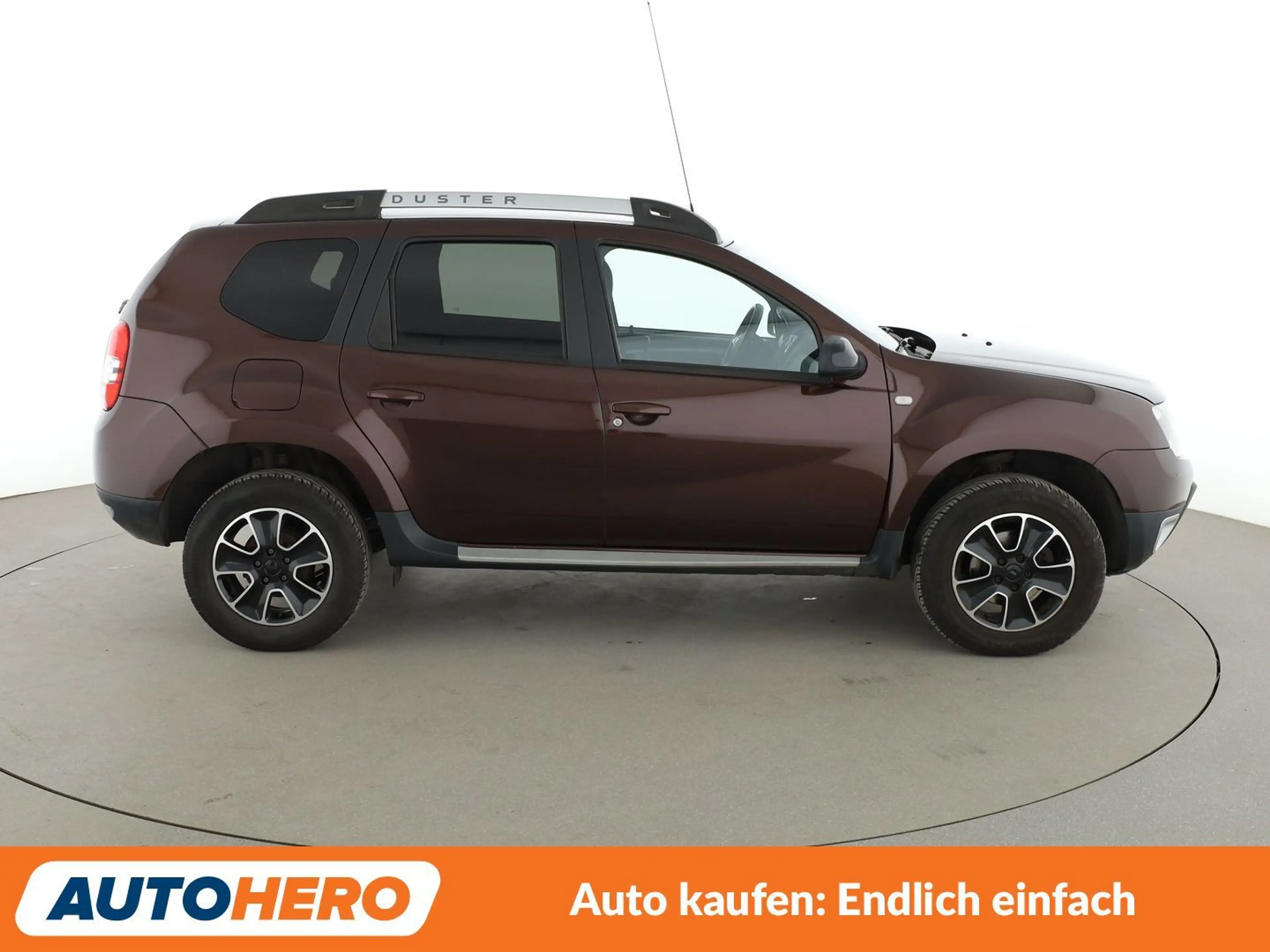 Dacia Duster 1.2 TCe Black Shadow 4x4*NAVI*CAM*PDC*KLIMA* — photo 7