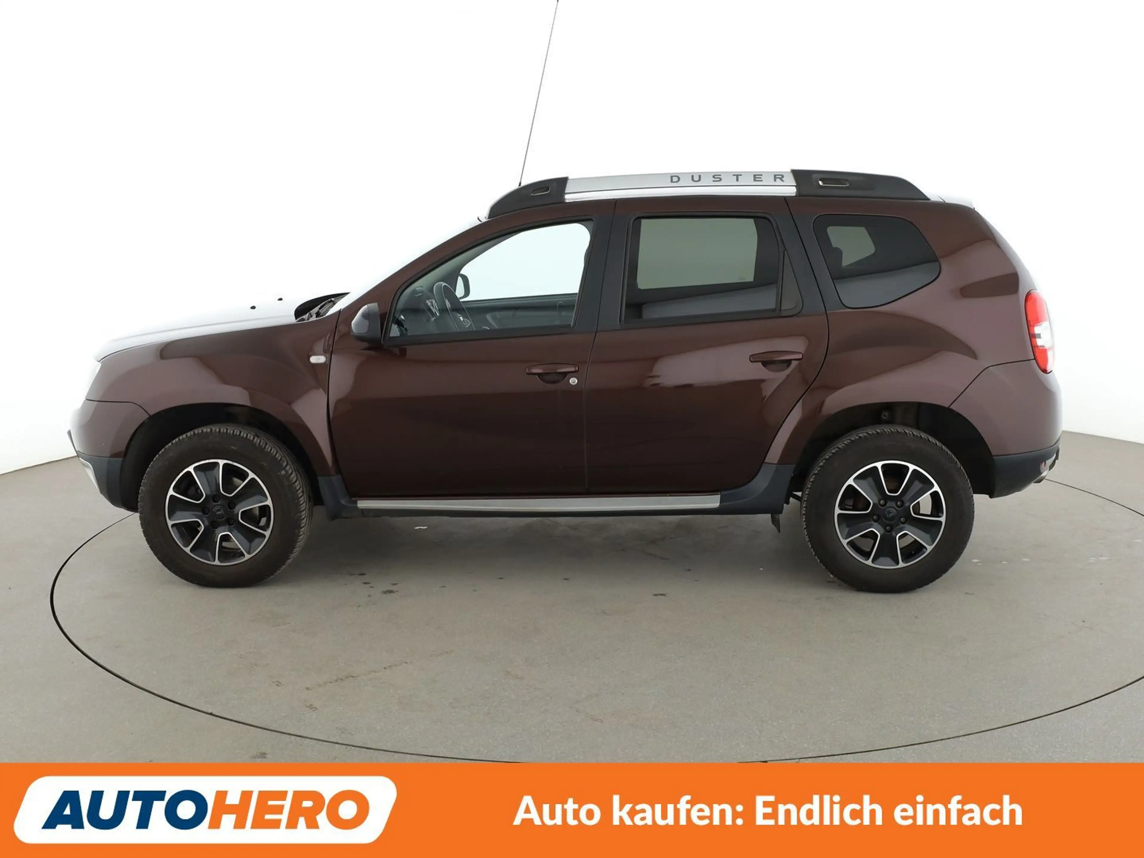 Dacia Duster 1.2 TCe Black Shadow 4x4*NAVI*CAM*PDC*KLIMA* — photo 3