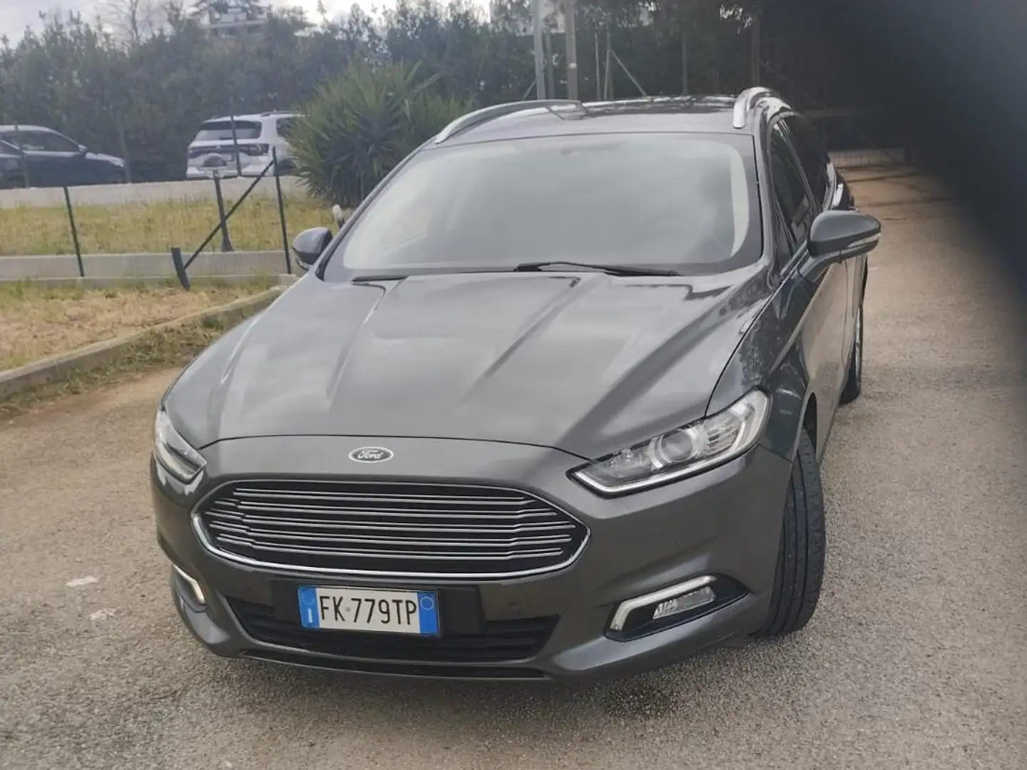 Ford Mondeo Mondeo IV 2015 SW SW 2.0 tdci ST-Line Business s Grigio - 1