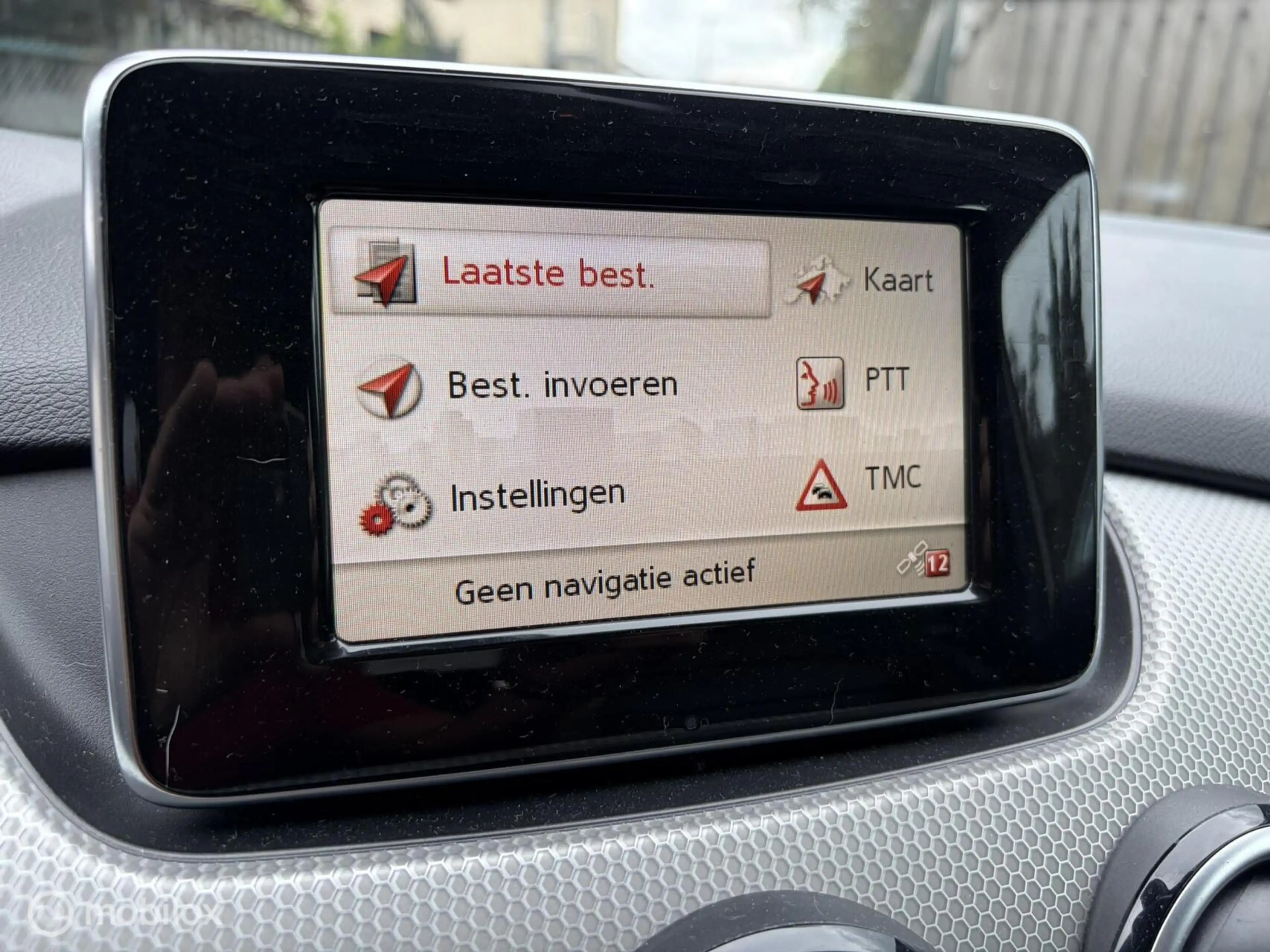 Mercedes-Benz B 180 Ambition FM nav / Leder / Xenon — photo 22