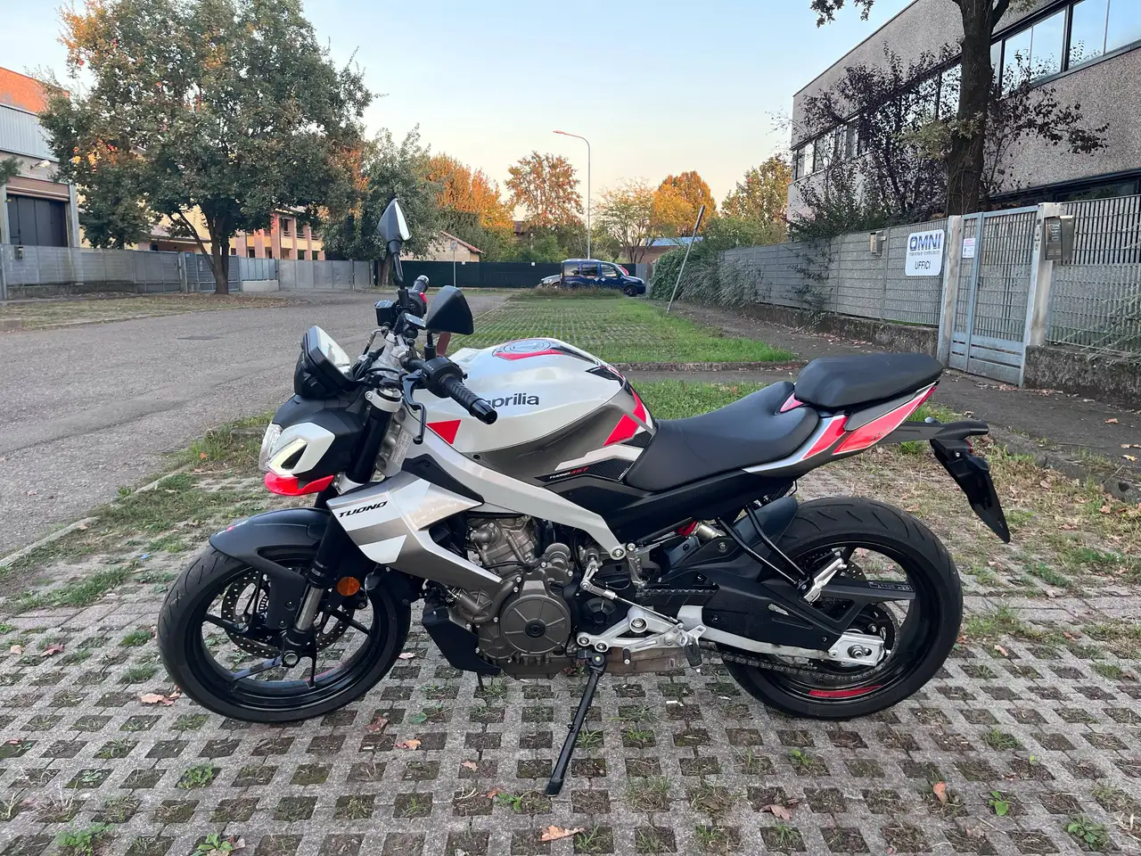 Aprilia Tuono