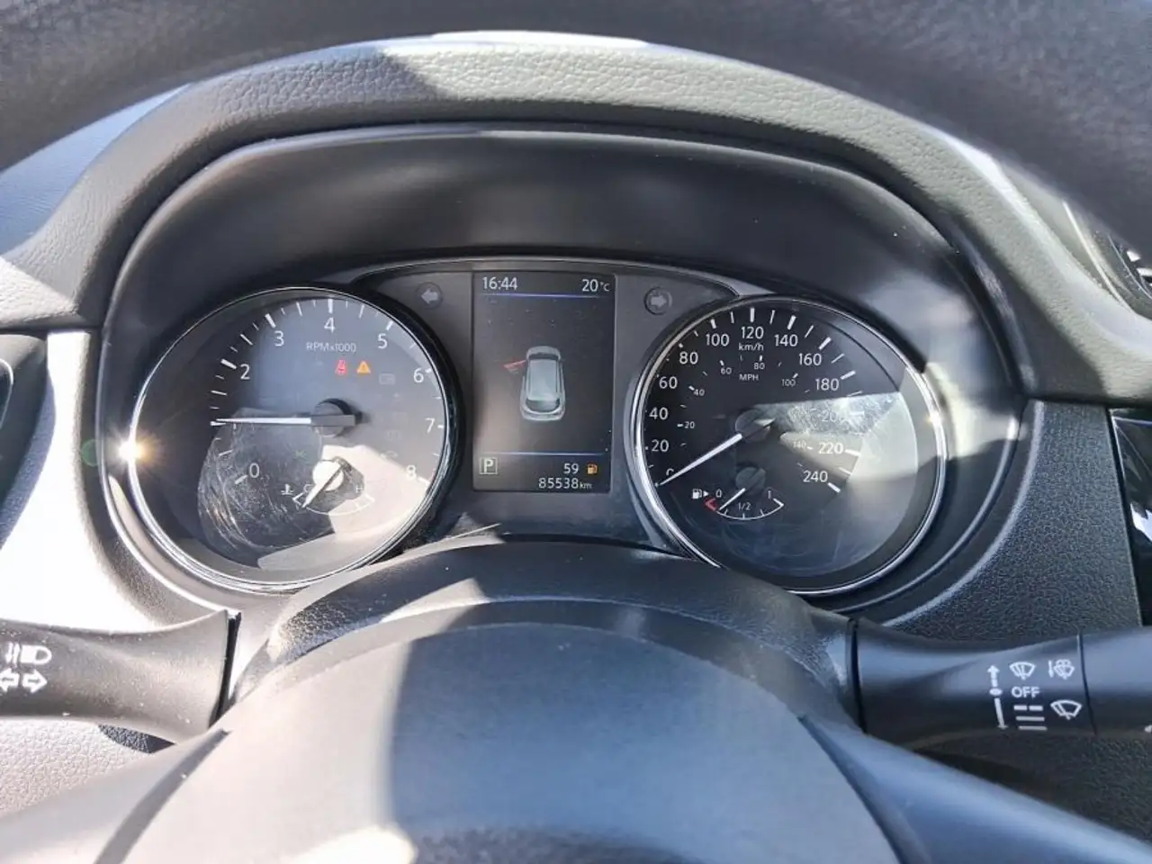 Nissan Qashqai снимка Nissan Qashqai
