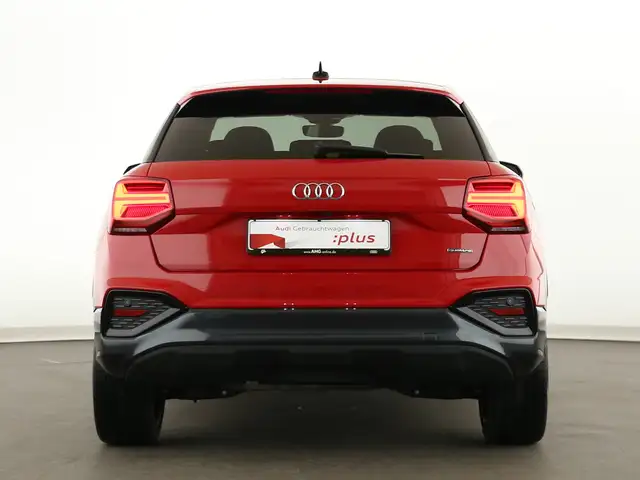 Audi Q2 view 6
