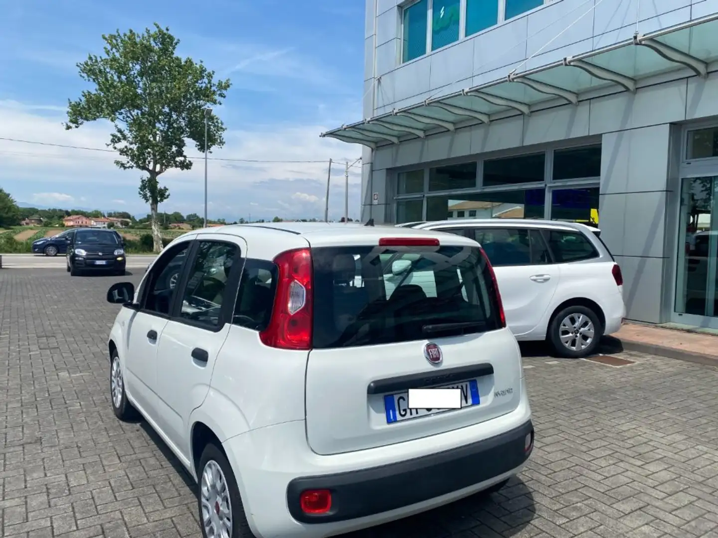 Fiat Panda 1.0 FireFly S&S Hybrid Weiß - 2