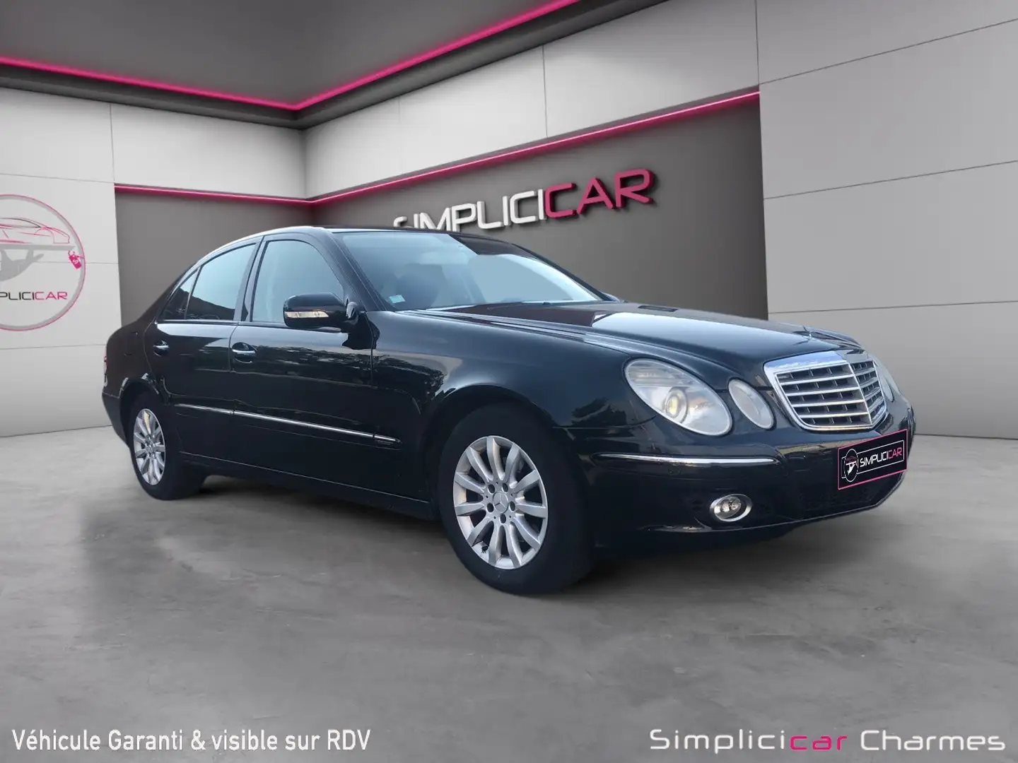 Mercedes-Benz Elégance Noir - 1