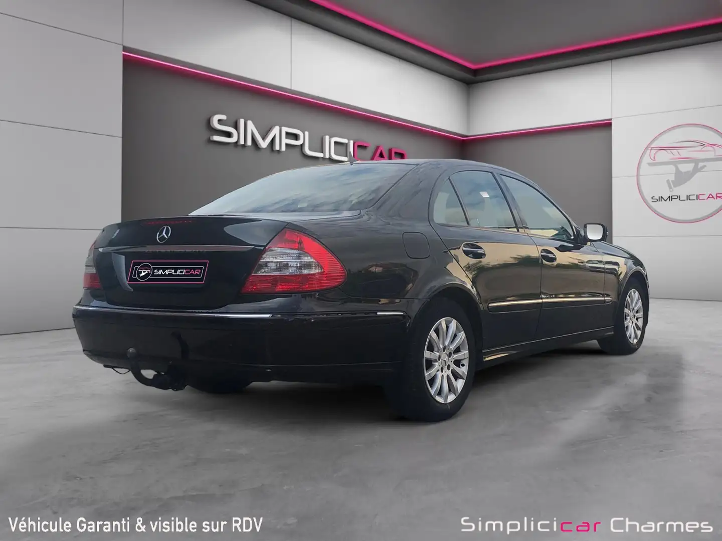 Mercedes-Benz Elégance Noir - 2