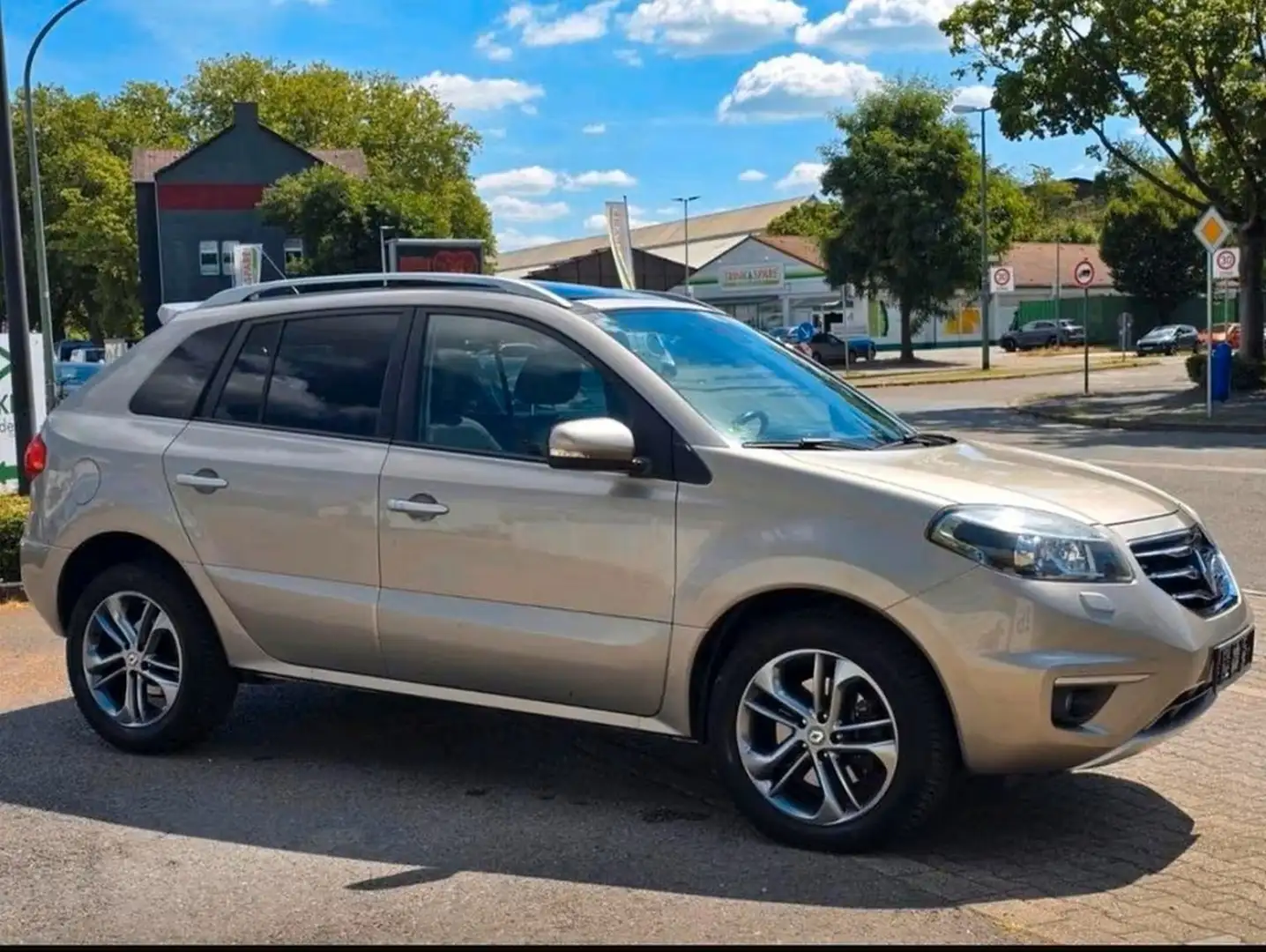 Renault Koleos 2.0 dCi FAP 4x4 Aut. BOSE WEBASTO - 1