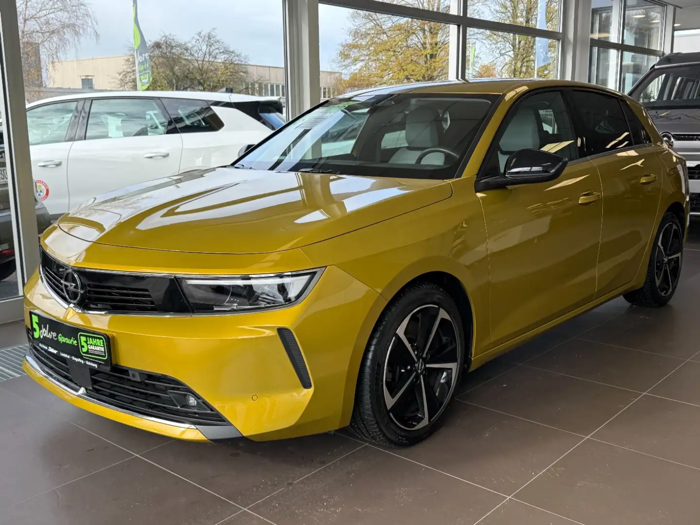 Opel Astra L Business Elegance Kamera*Navi*Sitzhzg Geel - 2