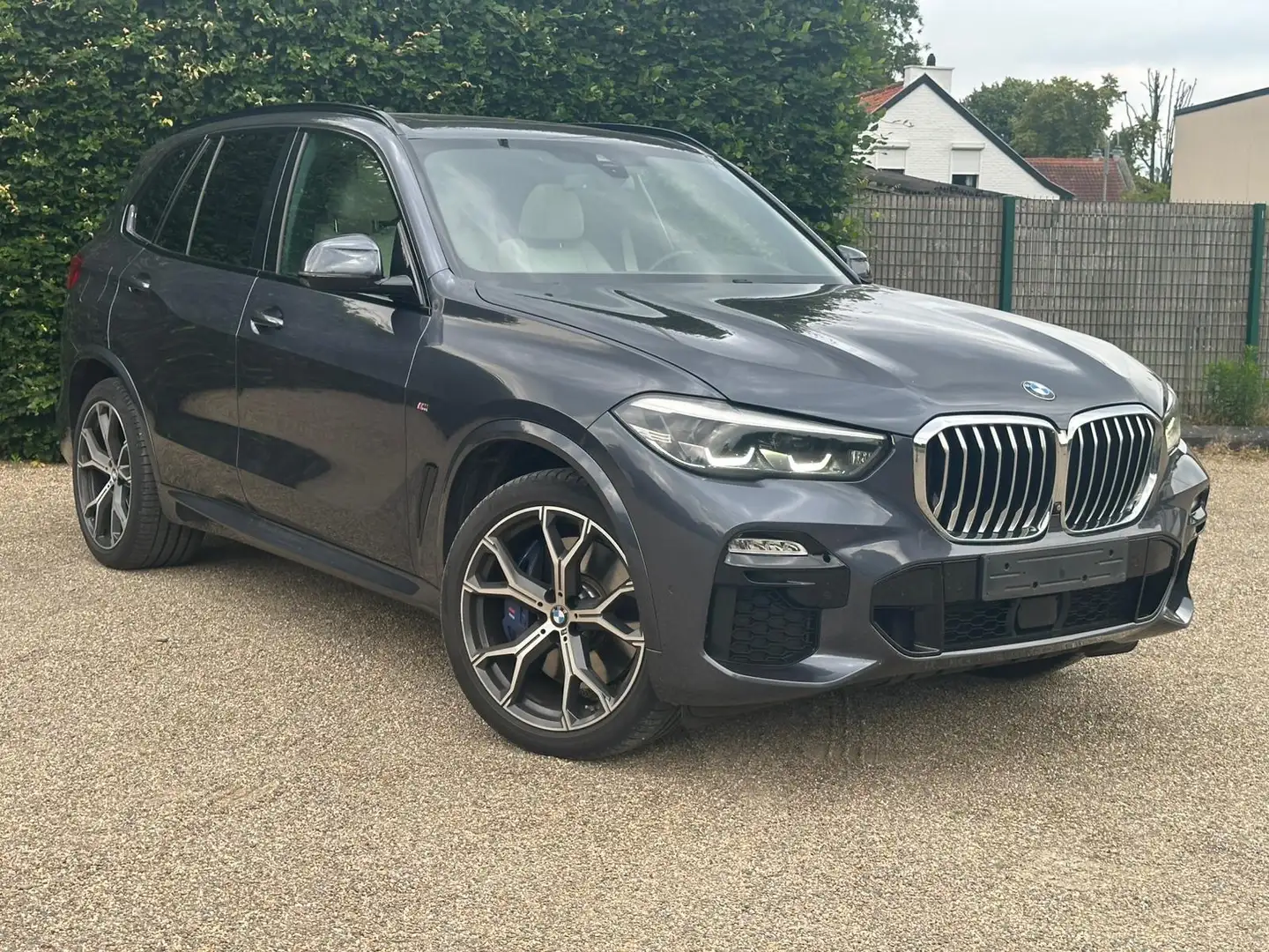 BMW X5 xDrive30d Msport Pano Head-up 360 M Sportuitlaat Grijs - 1